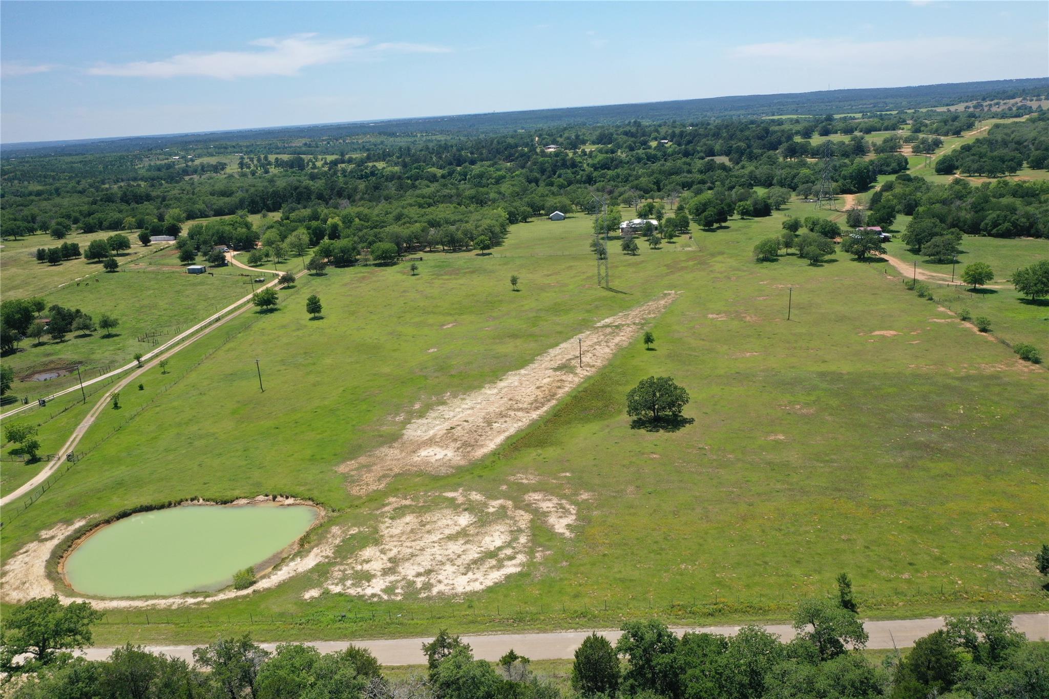 584 Old Antioch Rd, Smithville, TX 78957