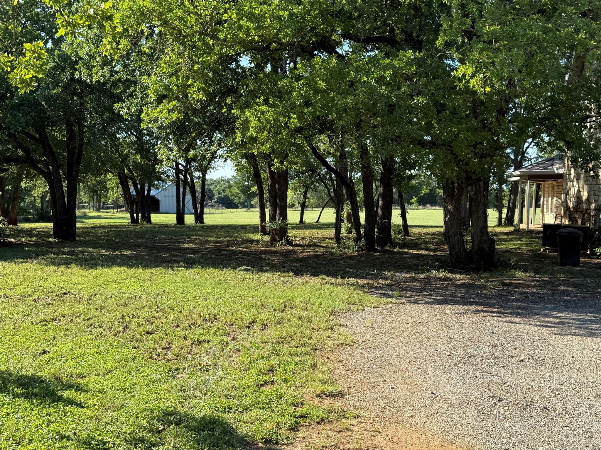 584 Old Antioch Rd, Smithville, TX 78957