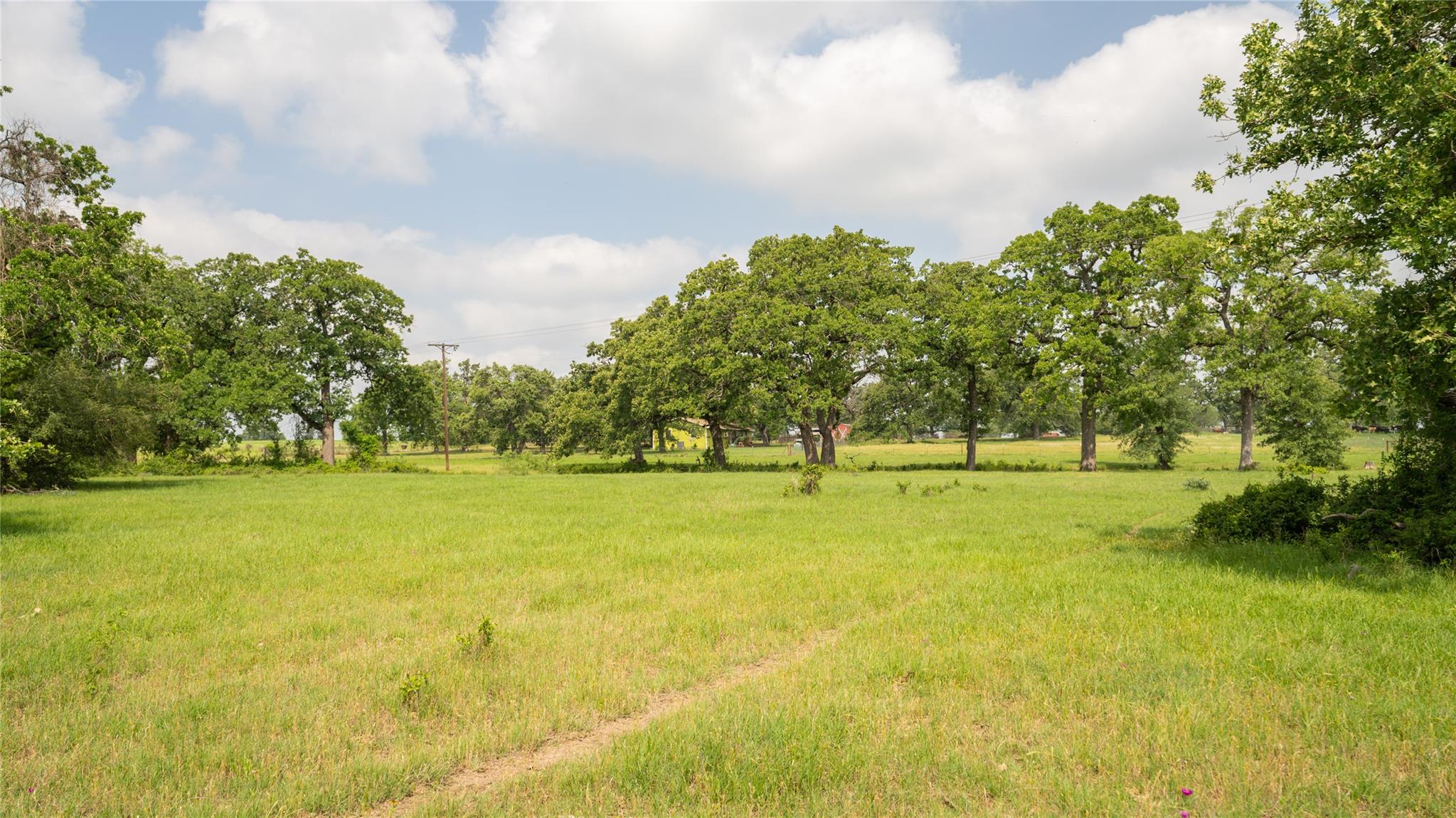 624 County Road 306, Rockdale, TX 76567