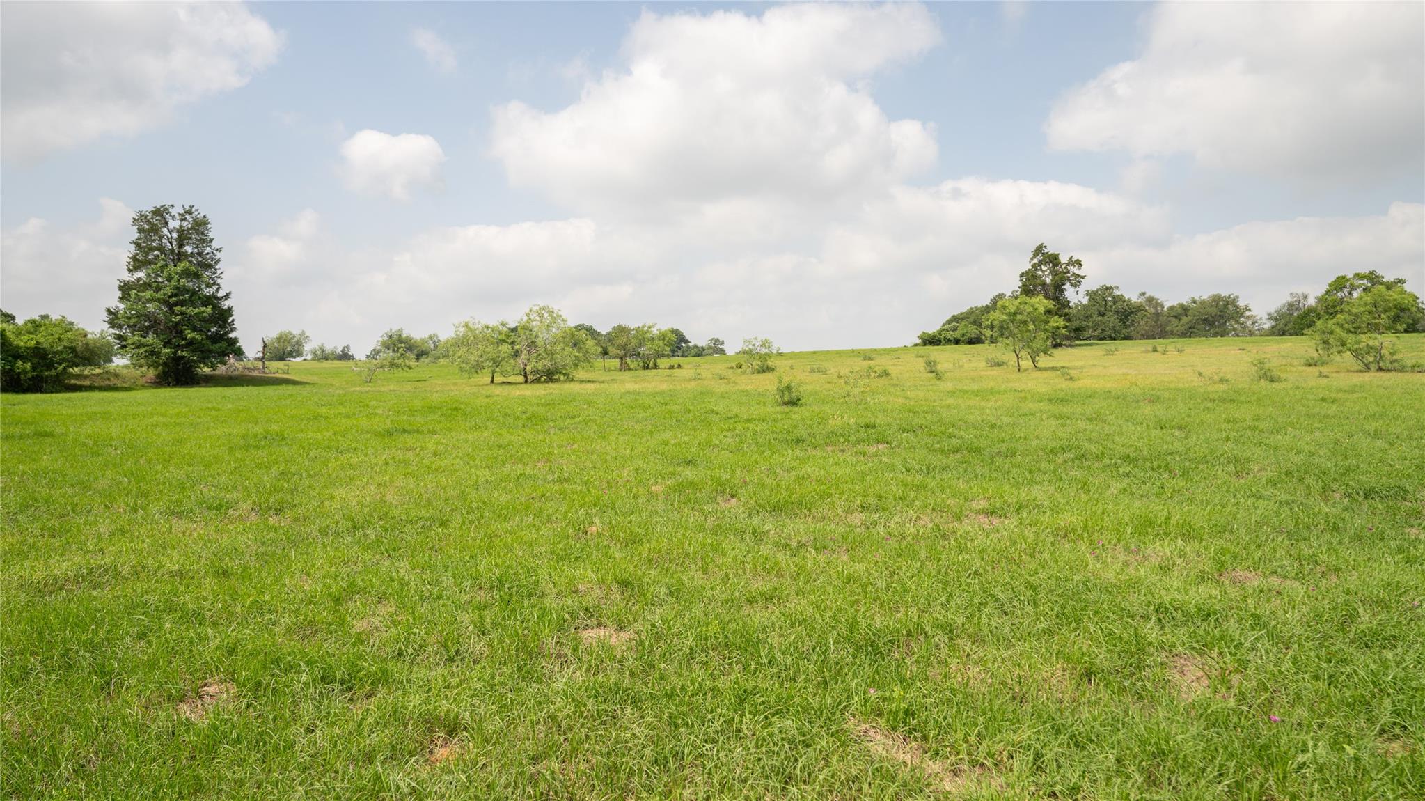 624 County Road 306, Rockdale, TX 76567