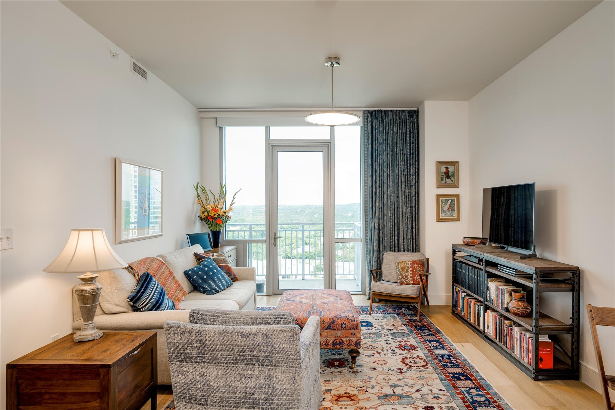 222 West Ave # 2710, Austin, TX 78701