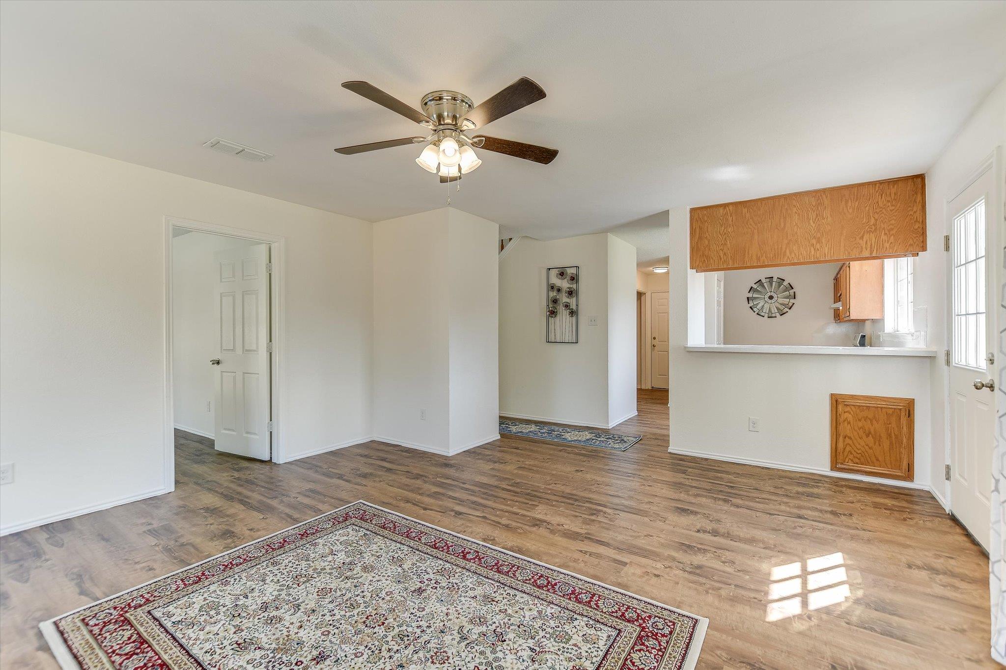 1905 Hollow Tree Blvd, Round Rock, TX 78681