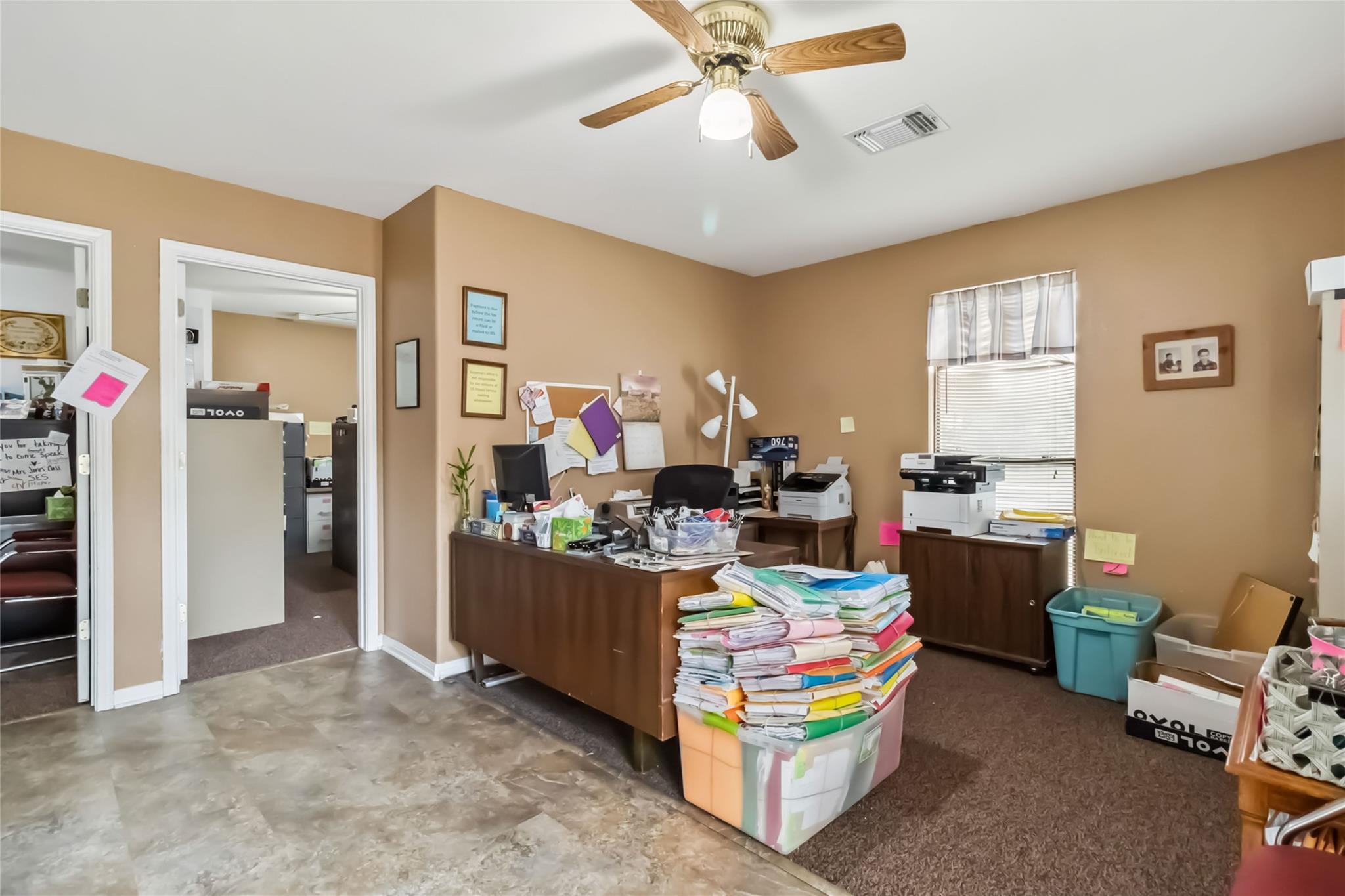 300 Bishop St, Smithville, TX 78957