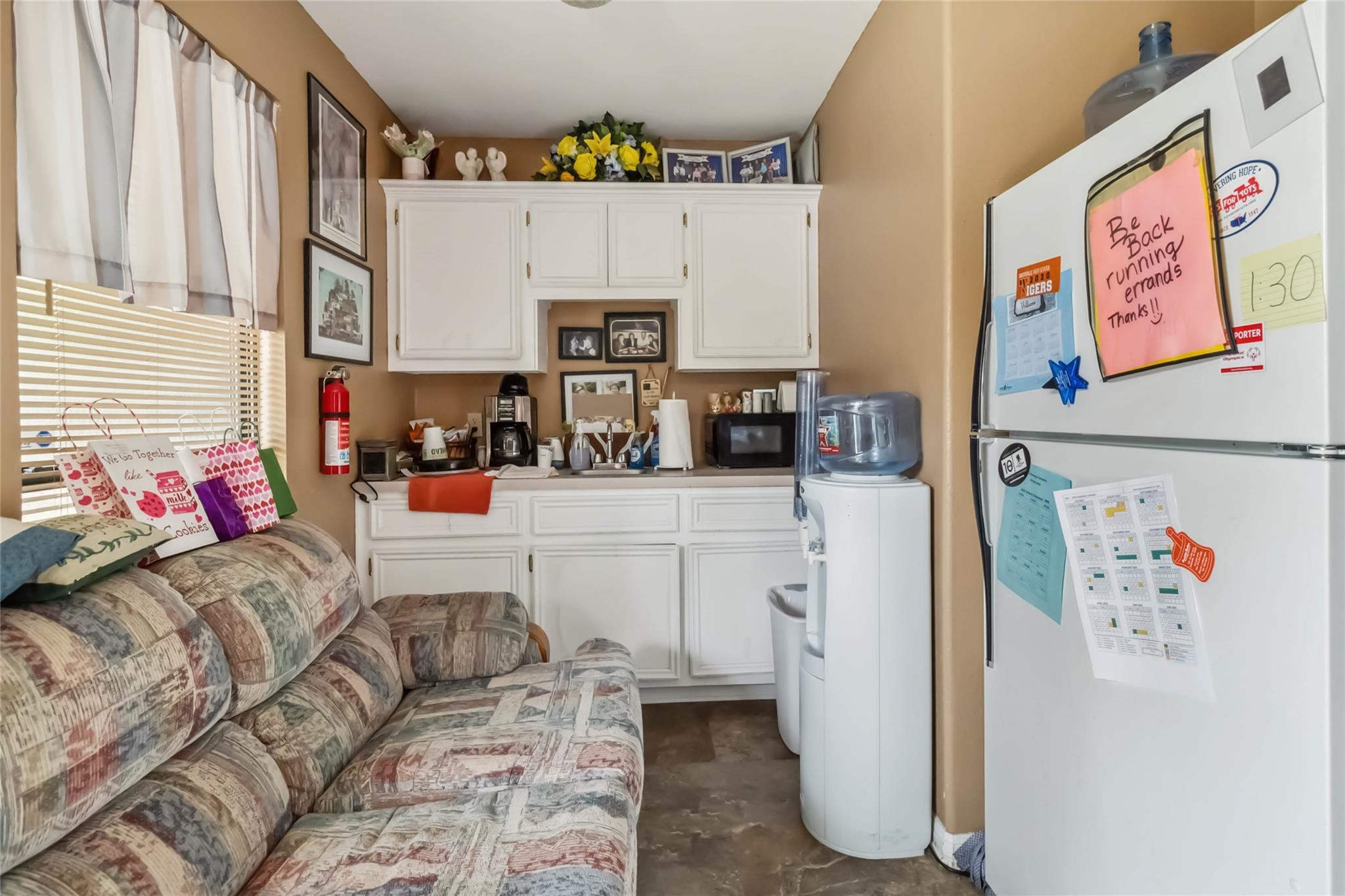 300 Bishop St, Smithville, TX 78957