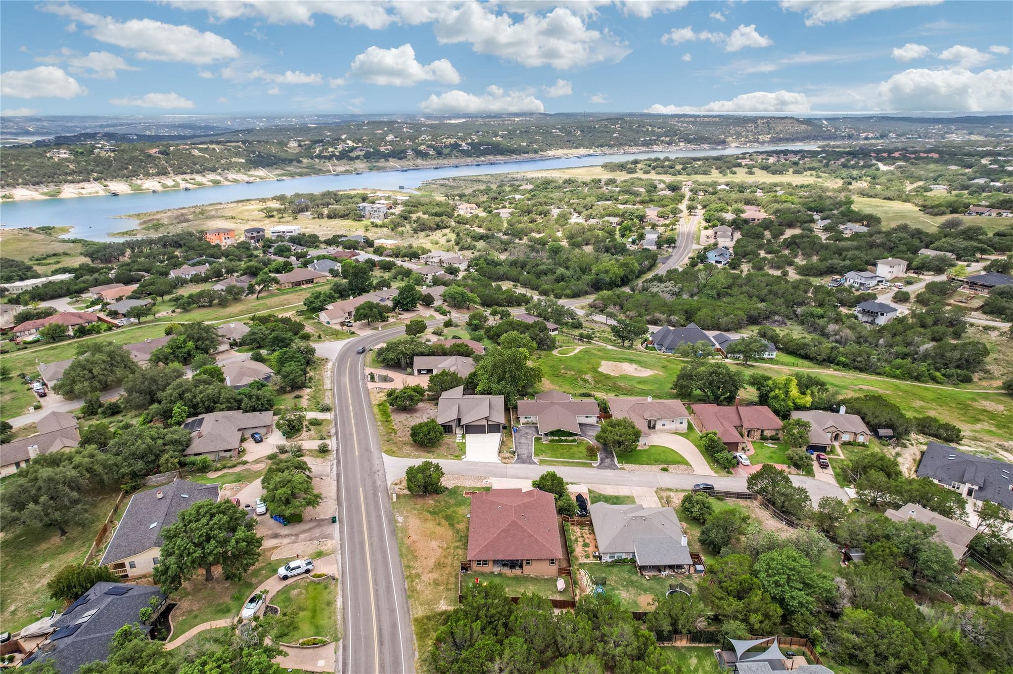 2801 Douglas Cv, Lago Vista, TX 78645