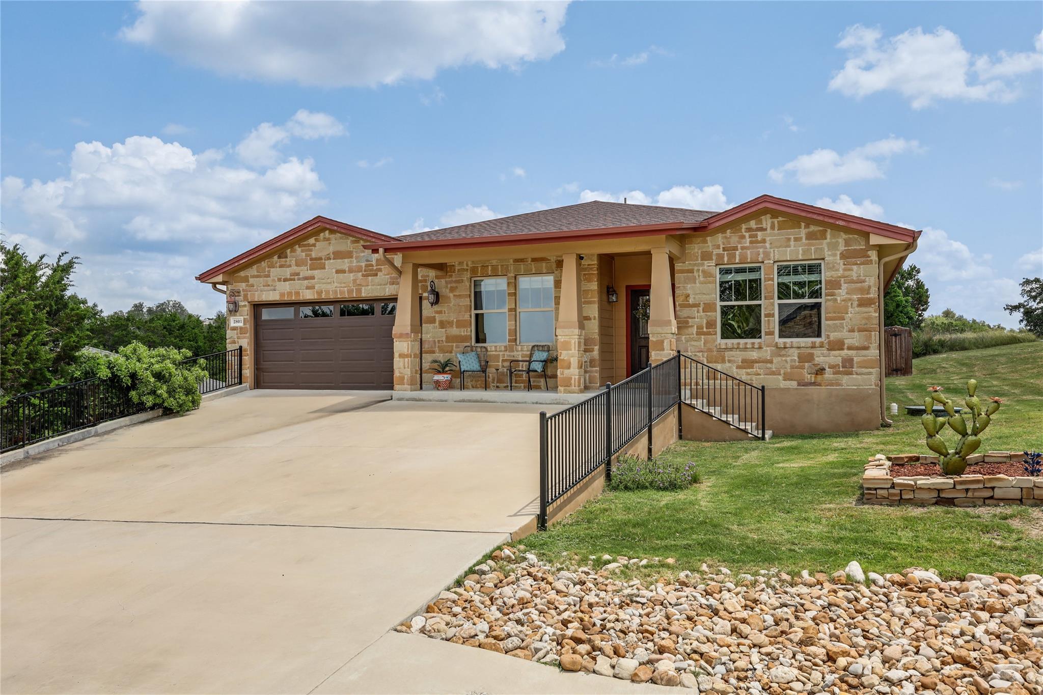 2801 Douglas Cv, Lago Vista, TX 78645