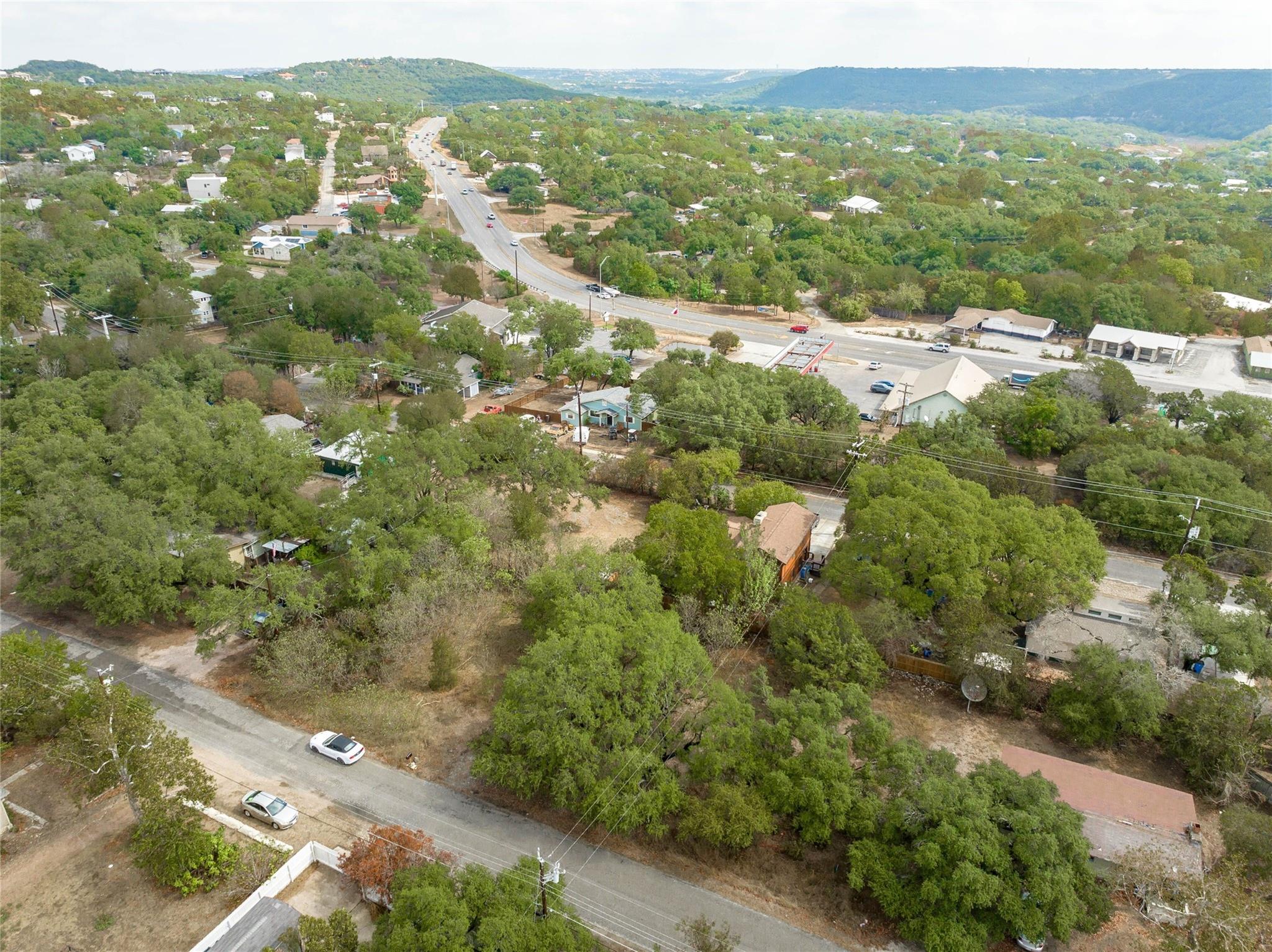 10601 W Lakeview Dr, Jonestown, TX 78645
