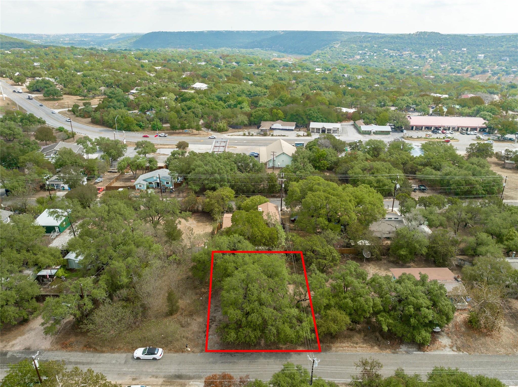 10601 W Lakeview Dr, Jonestown, TX 78645