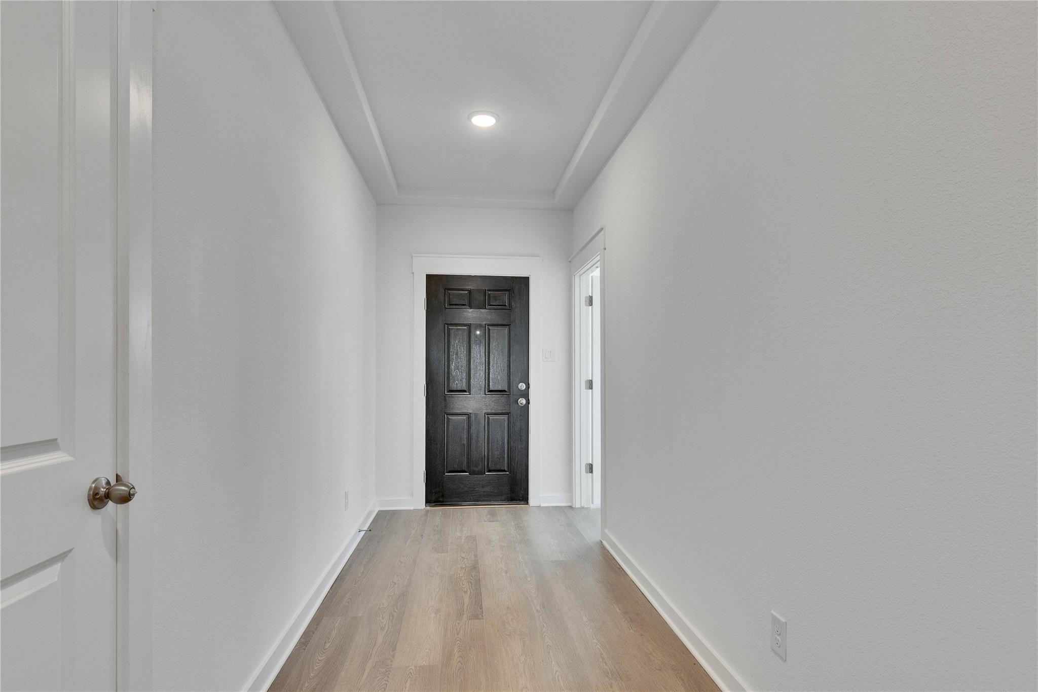 245 Seattle Slew Dr, Jarrell, TX 76537