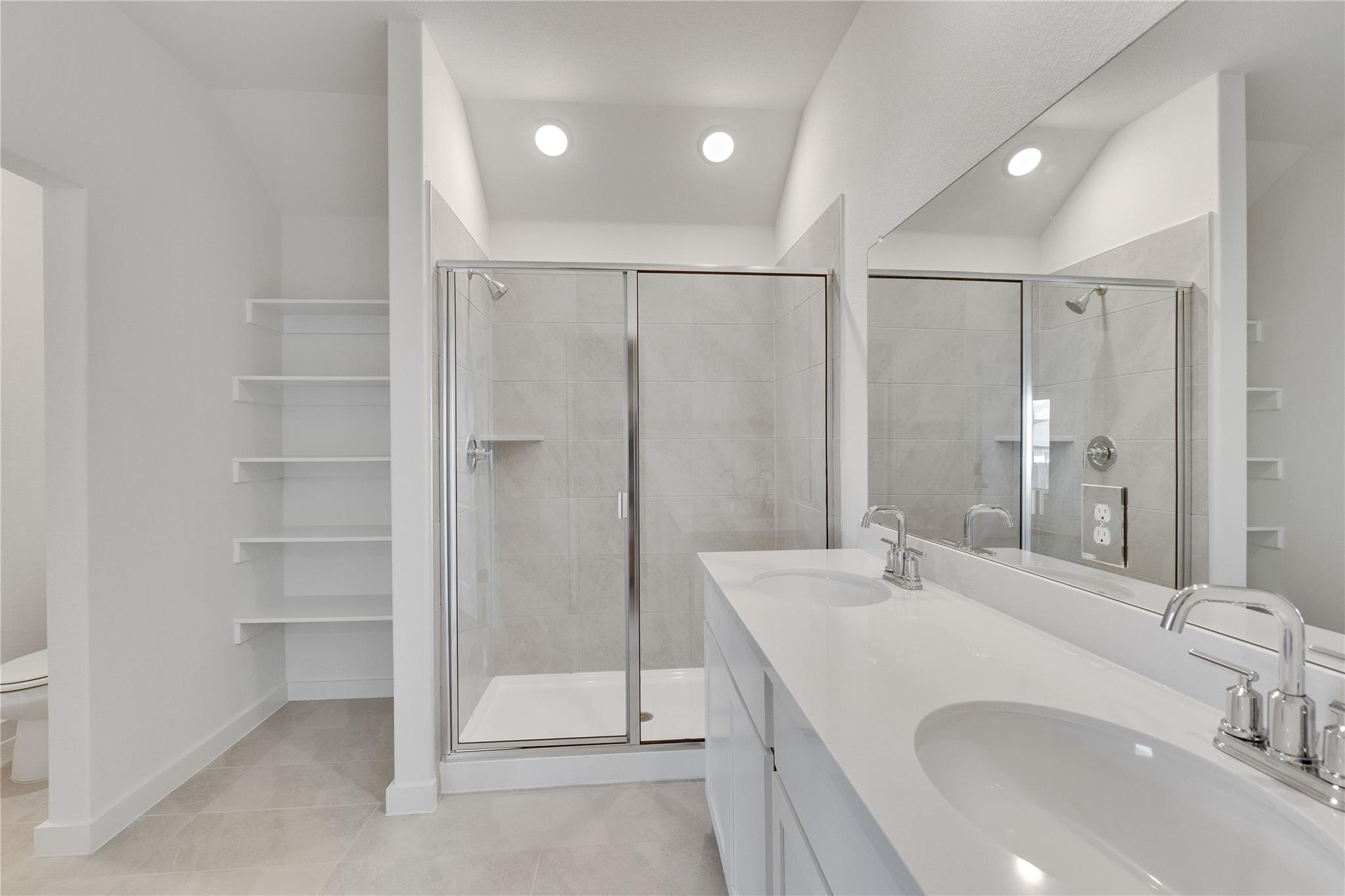 245 Seattle Slew Dr, Jarrell, TX 76537