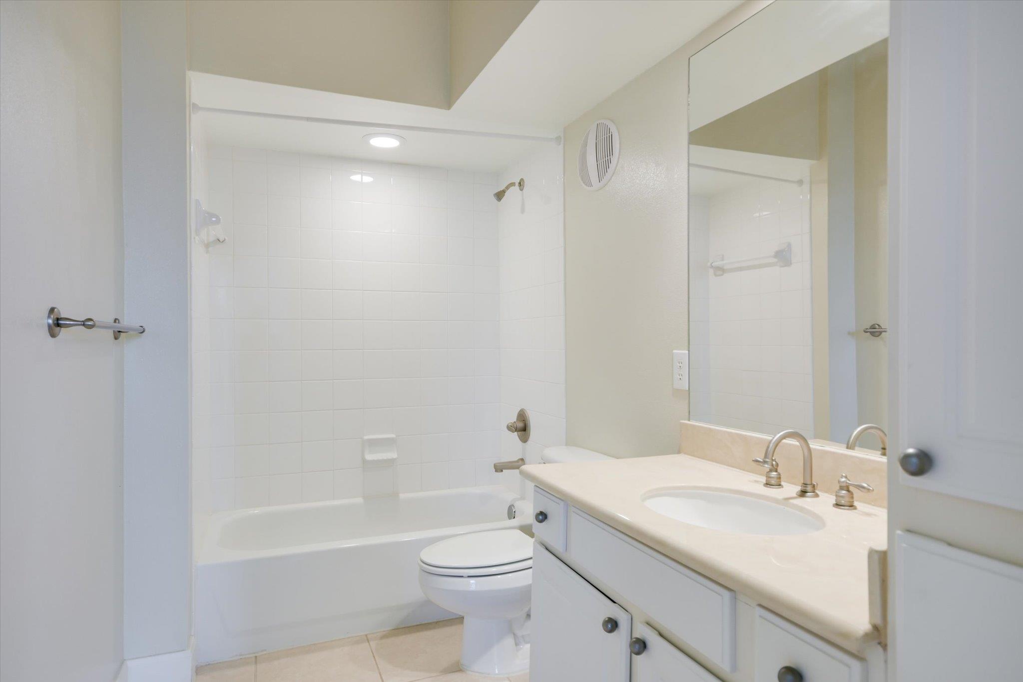 7701 Rialto Blvd # 1232, Austin, TX 78735