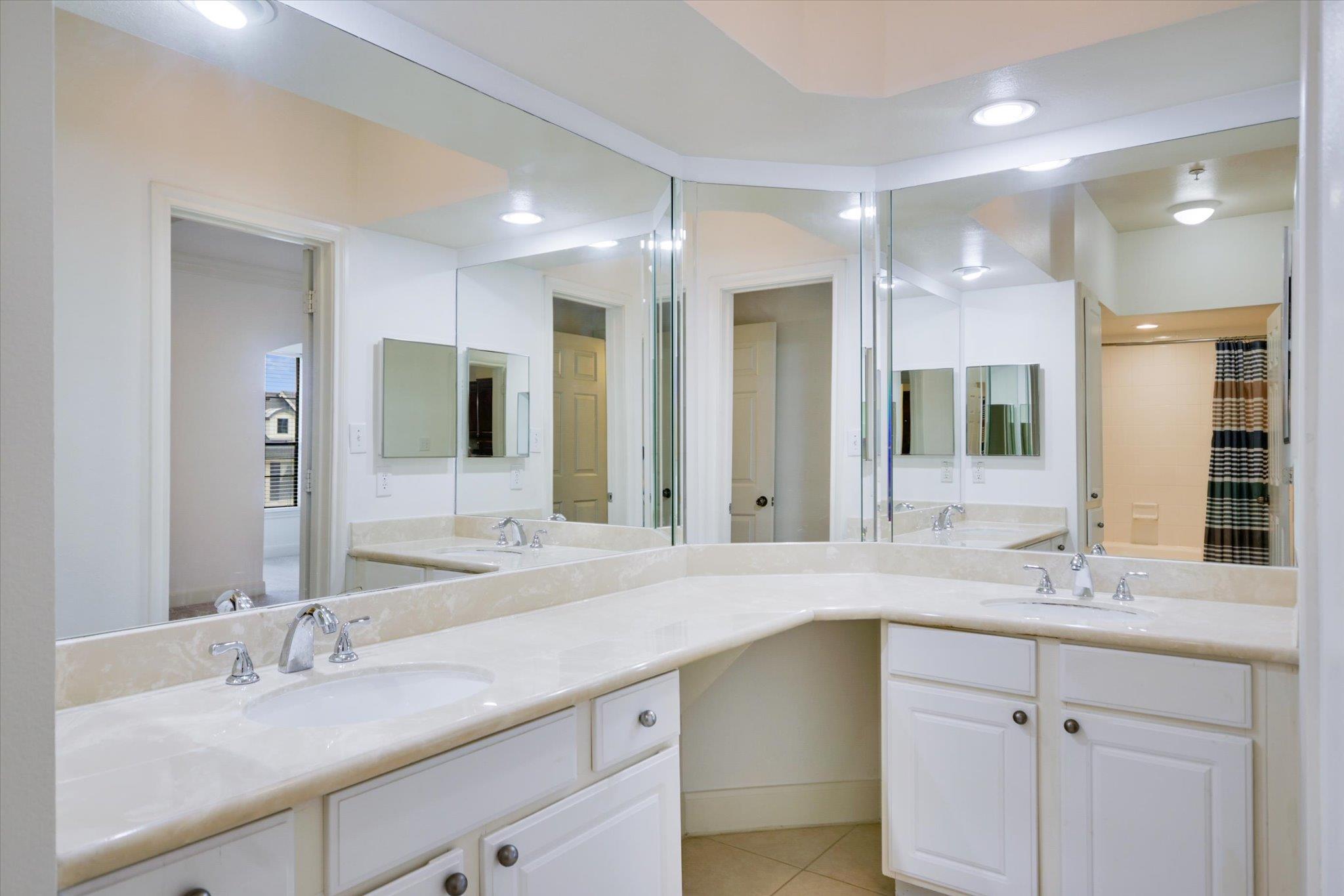 7701 Rialto Blvd # 1232, Austin, TX 78735