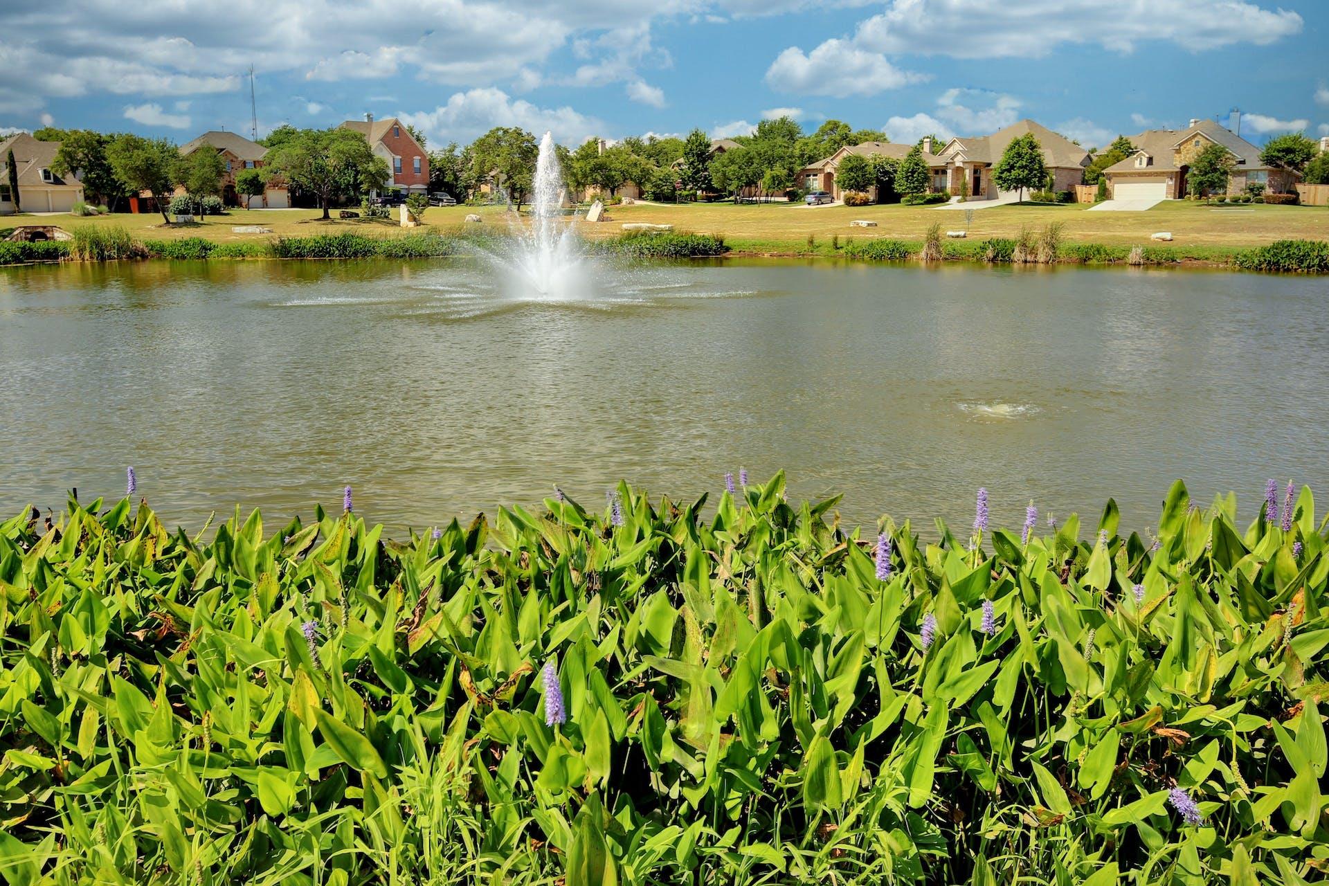 1304 Roaring Fork Ln, Leander, TX 78641
