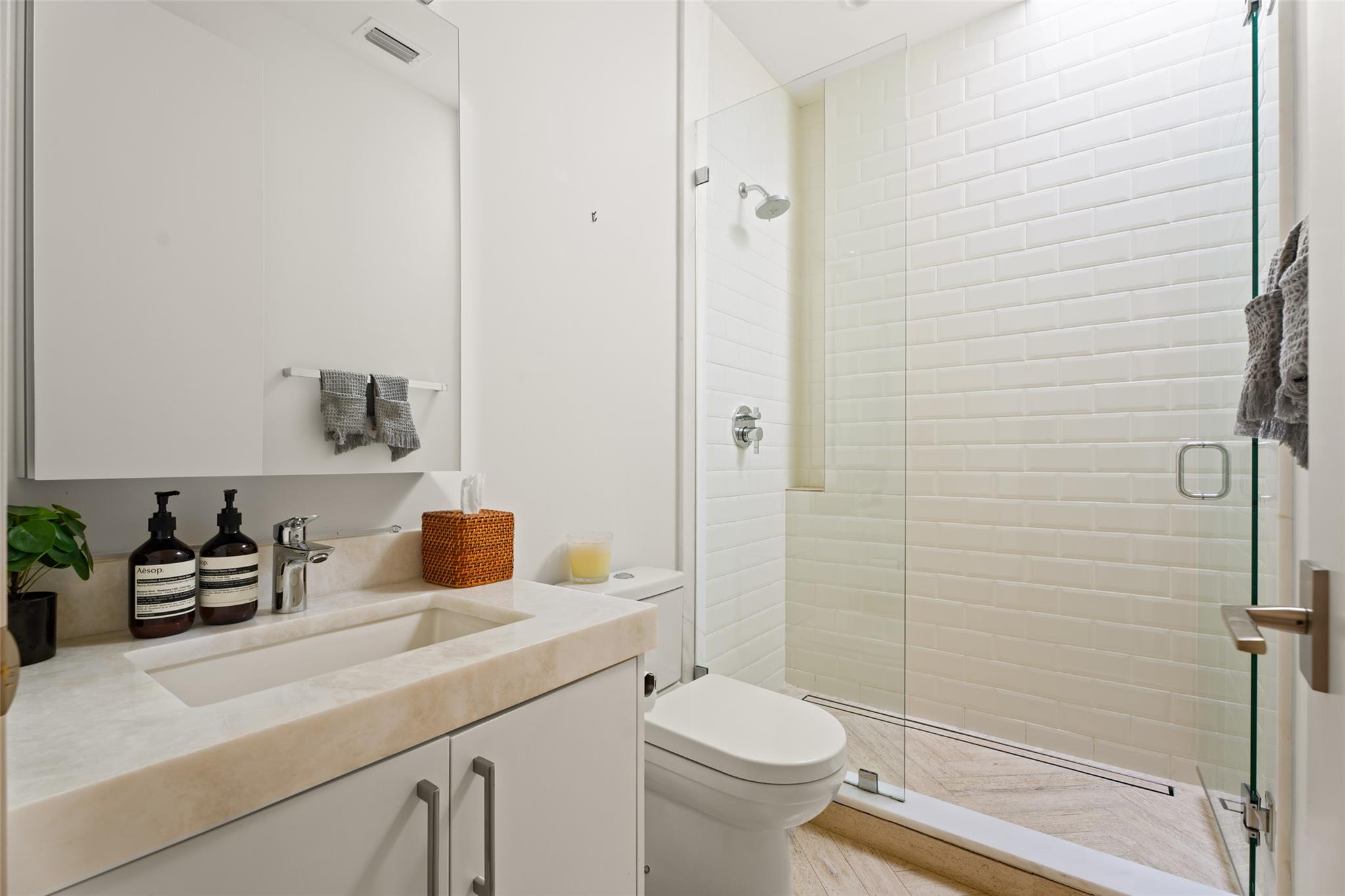 2210 Westlake Dr, Austin, TX 78746