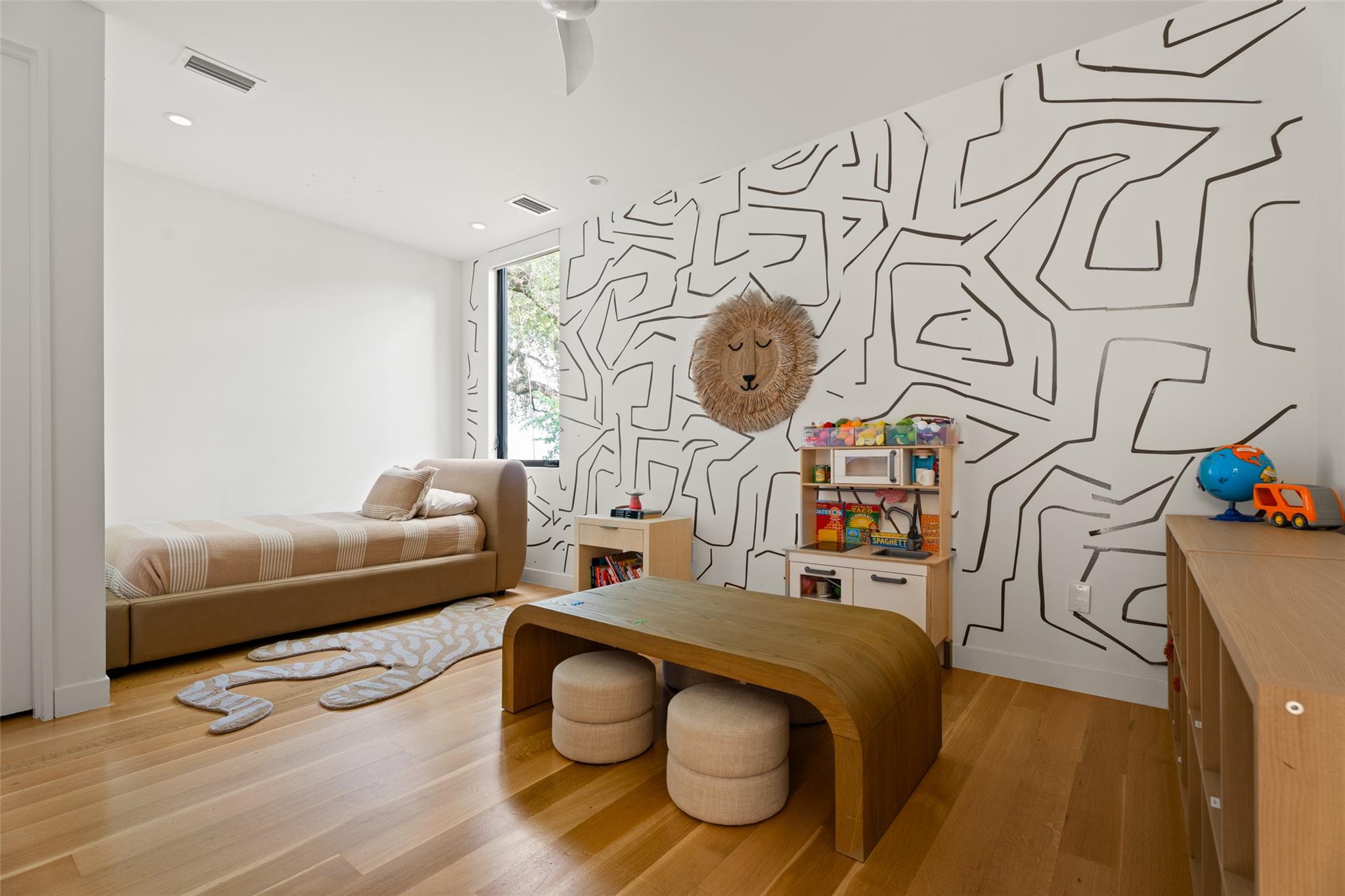 2210 Westlake Dr, Austin, TX 78746