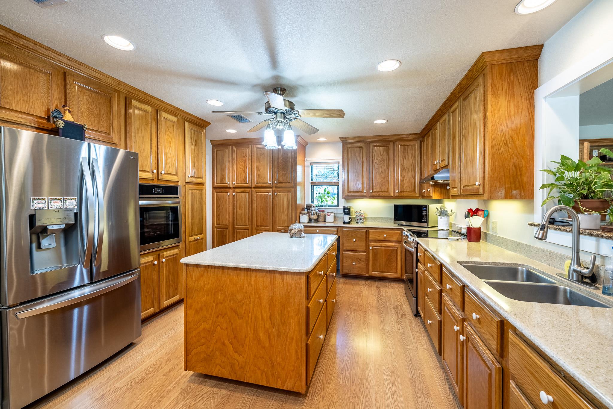 6589 State Highway 304, Harwood, TX 78632
