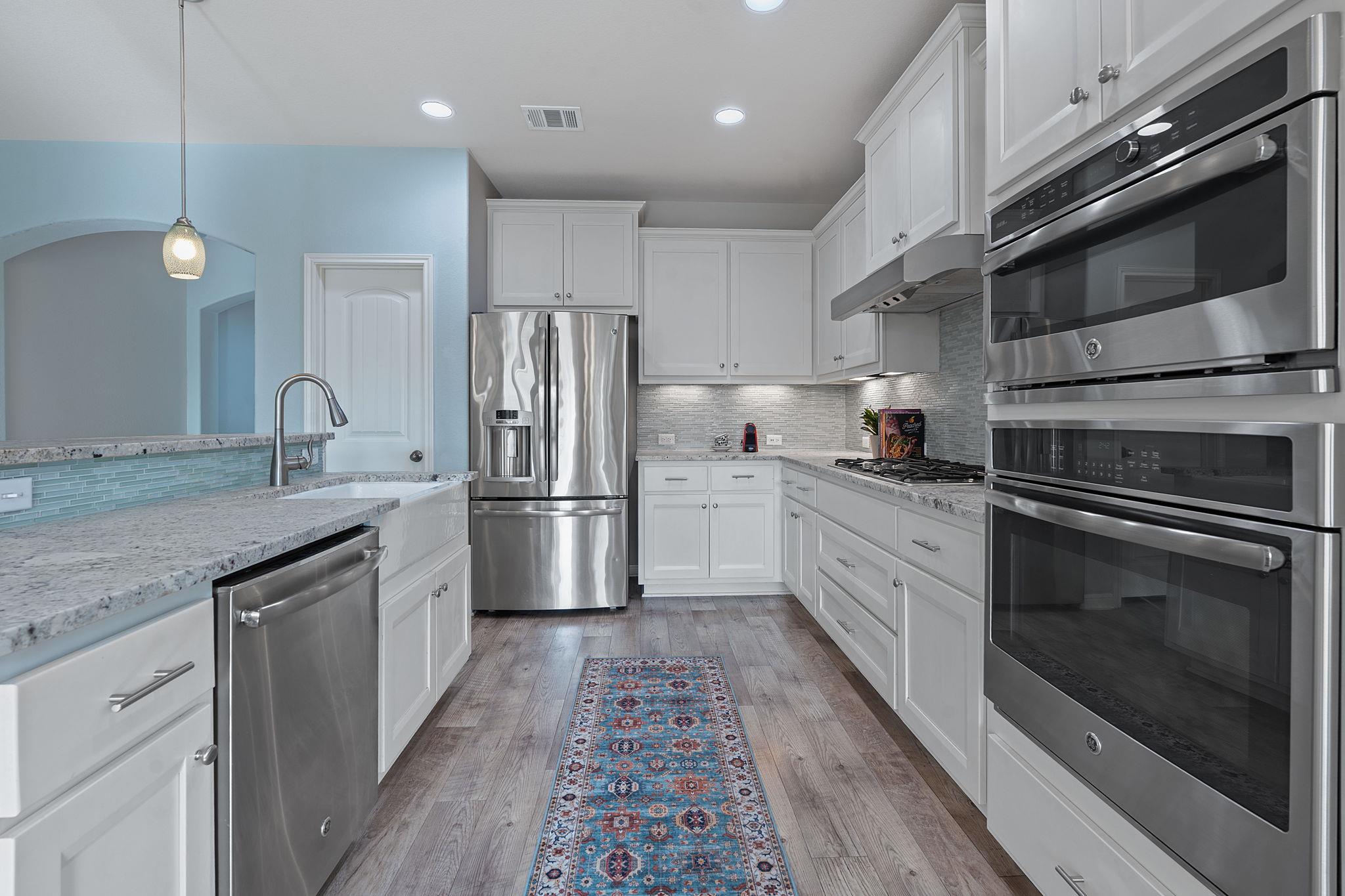 2809 Coral Valley Dr, Leander, TX 78641