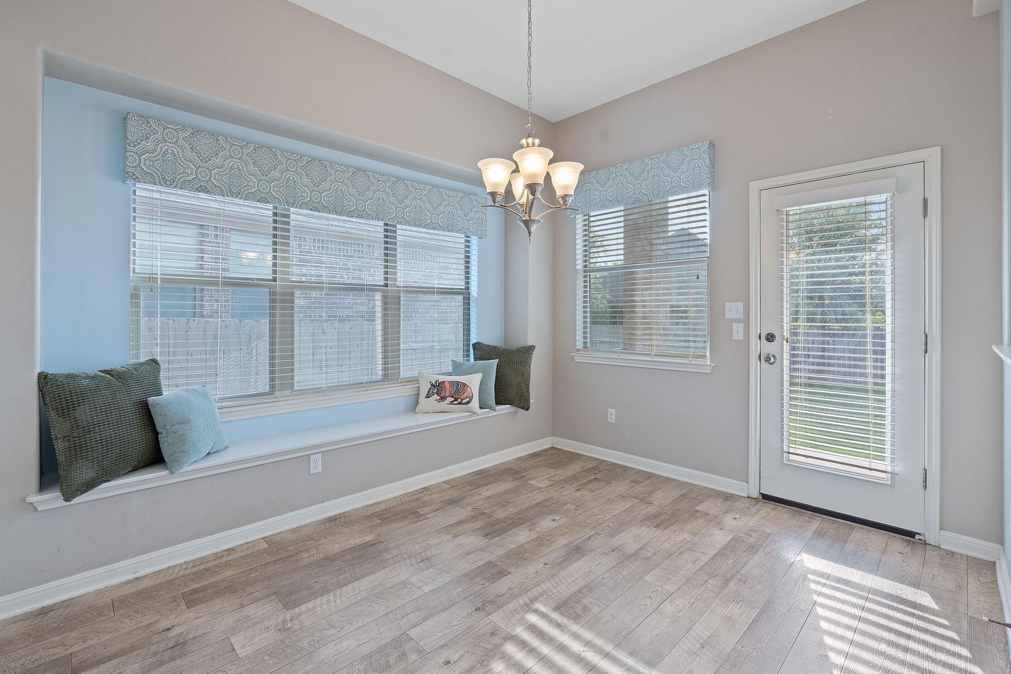 2809 Coral Valley Dr, Leander, TX 78641