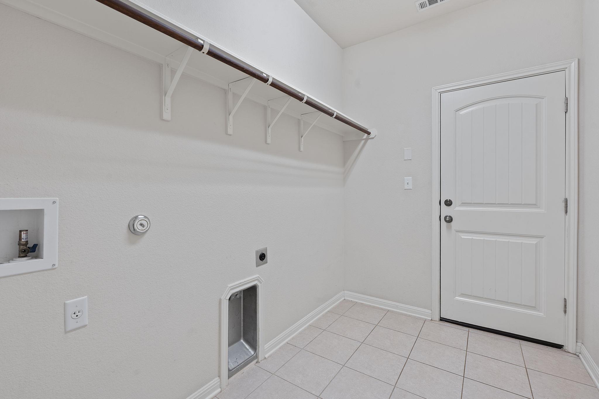 2809 Coral Valley Dr, Leander, TX 78641