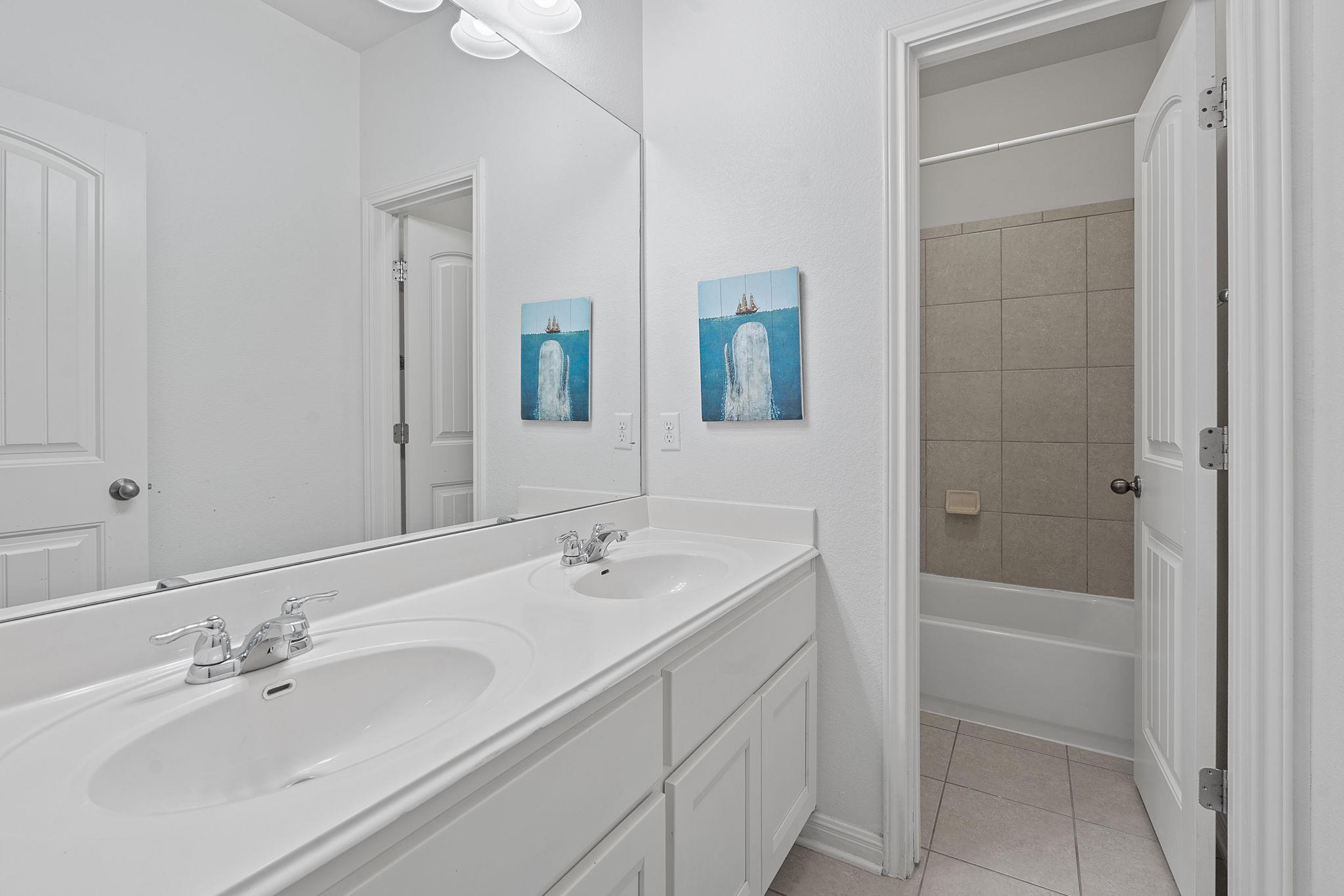2809 Coral Valley Dr, Leander, TX 78641