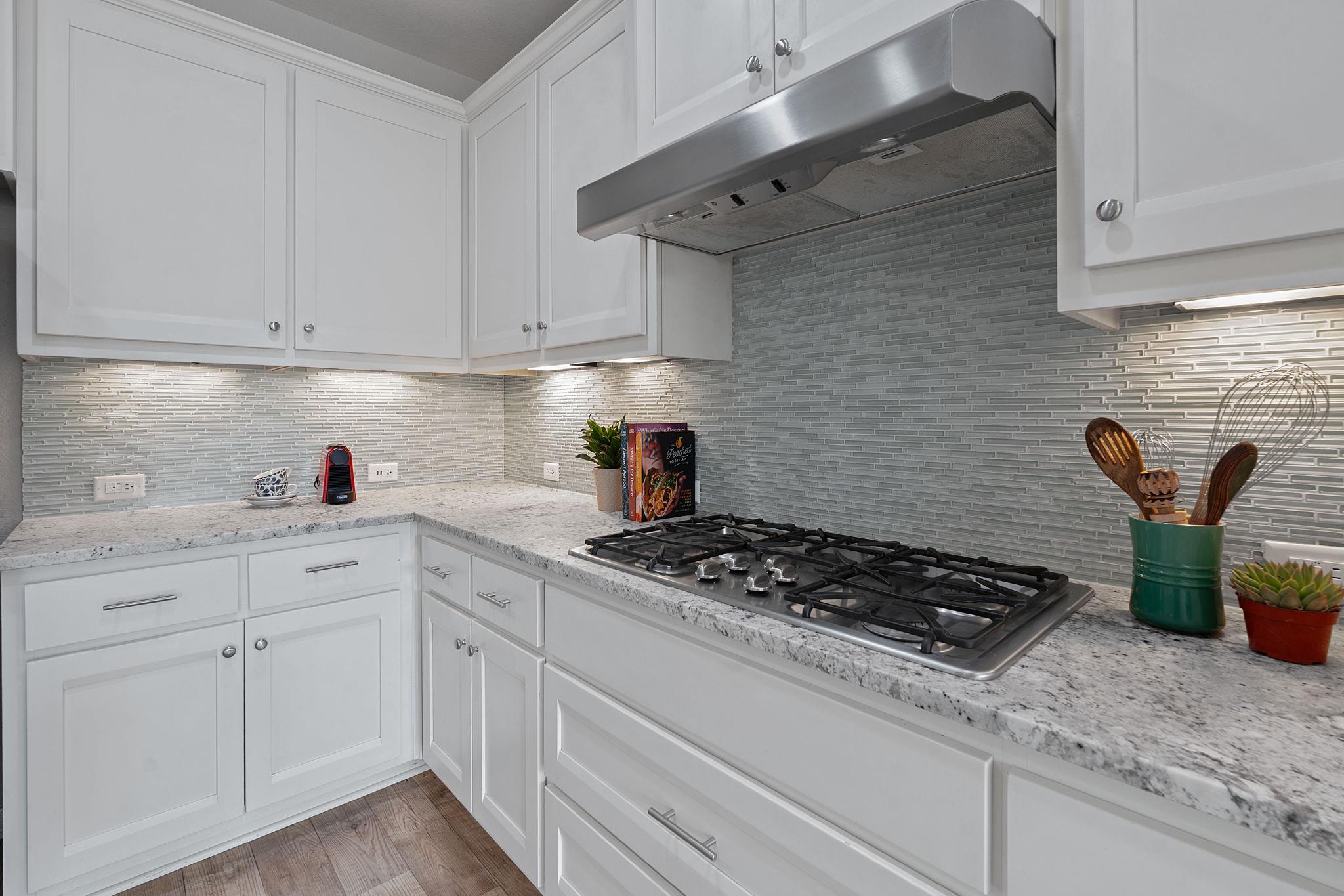 2809 Coral Valley Dr, Leander, TX 78641