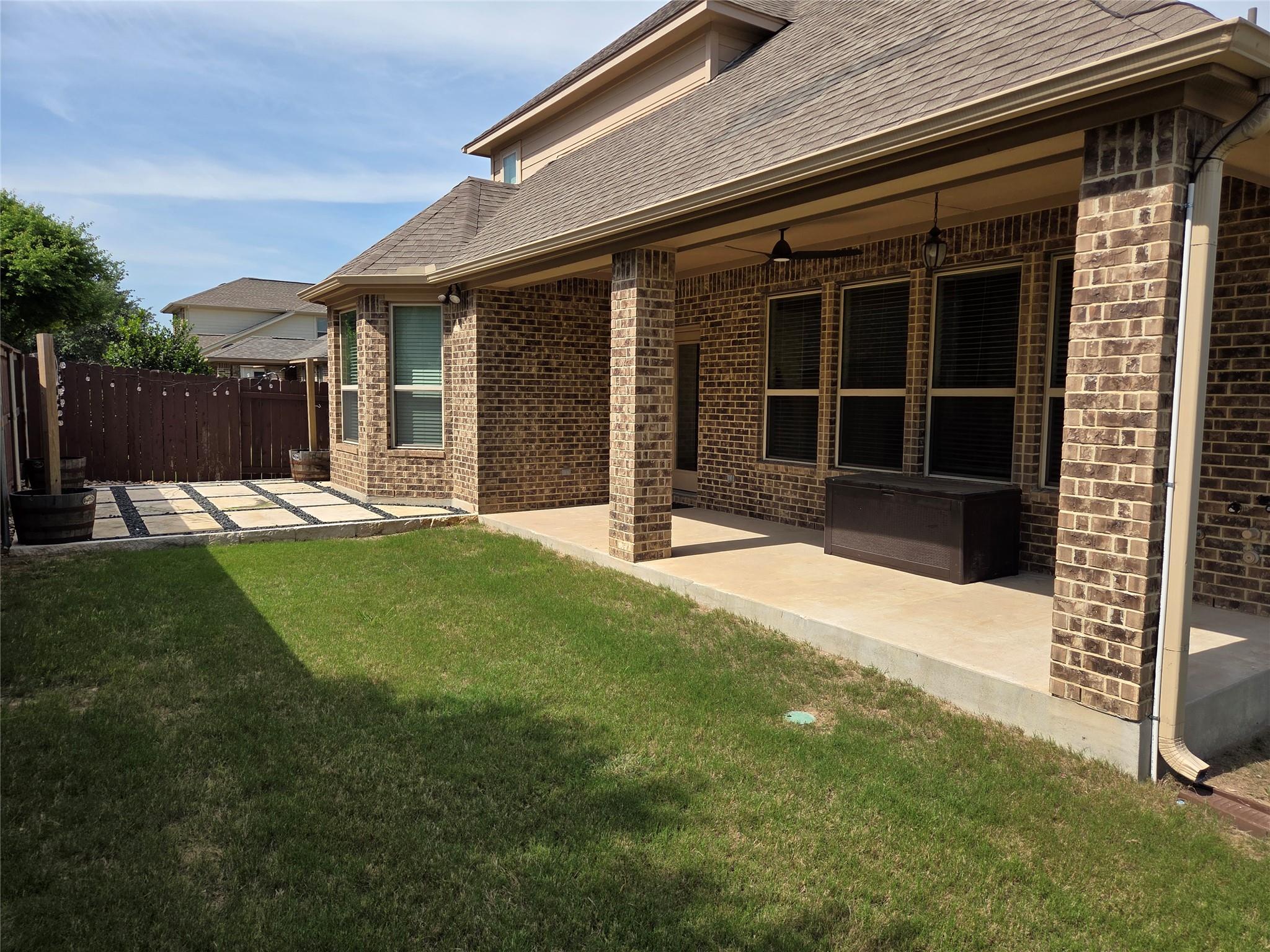 2832 Coral Valley Dr, Leander, TX 78641