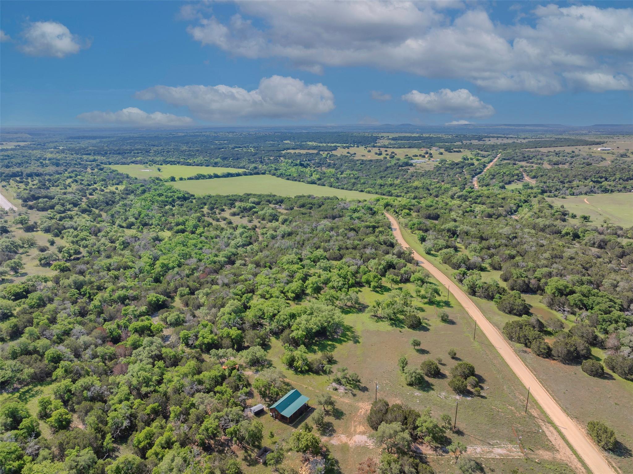 2002 Table Rock Rd, Copperas Cove, TX 76522