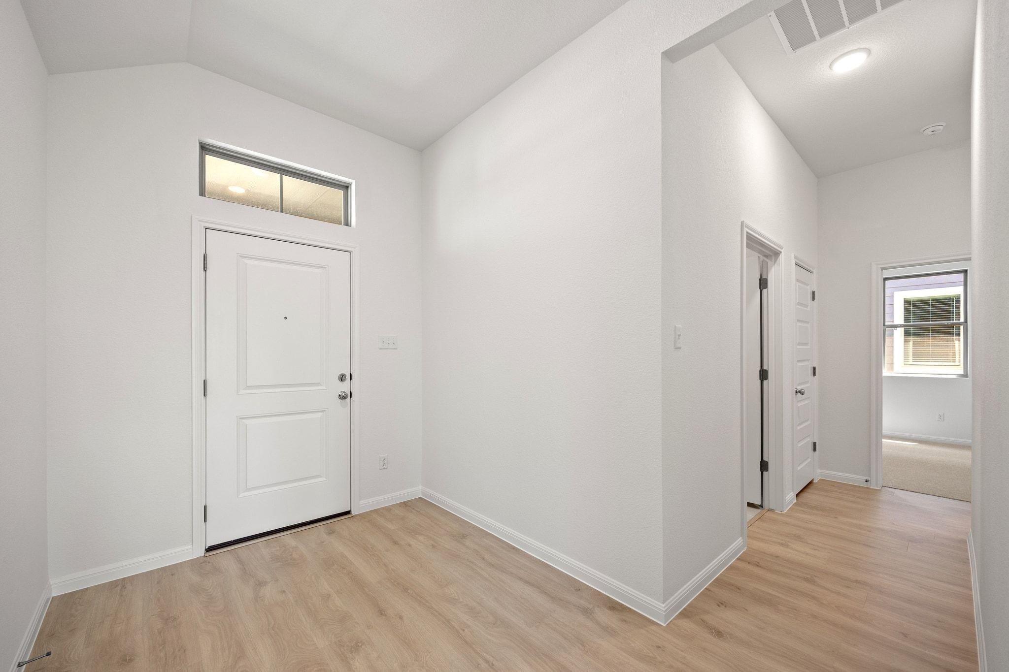 278 Bendecido Loop, Elgin, TX 78621