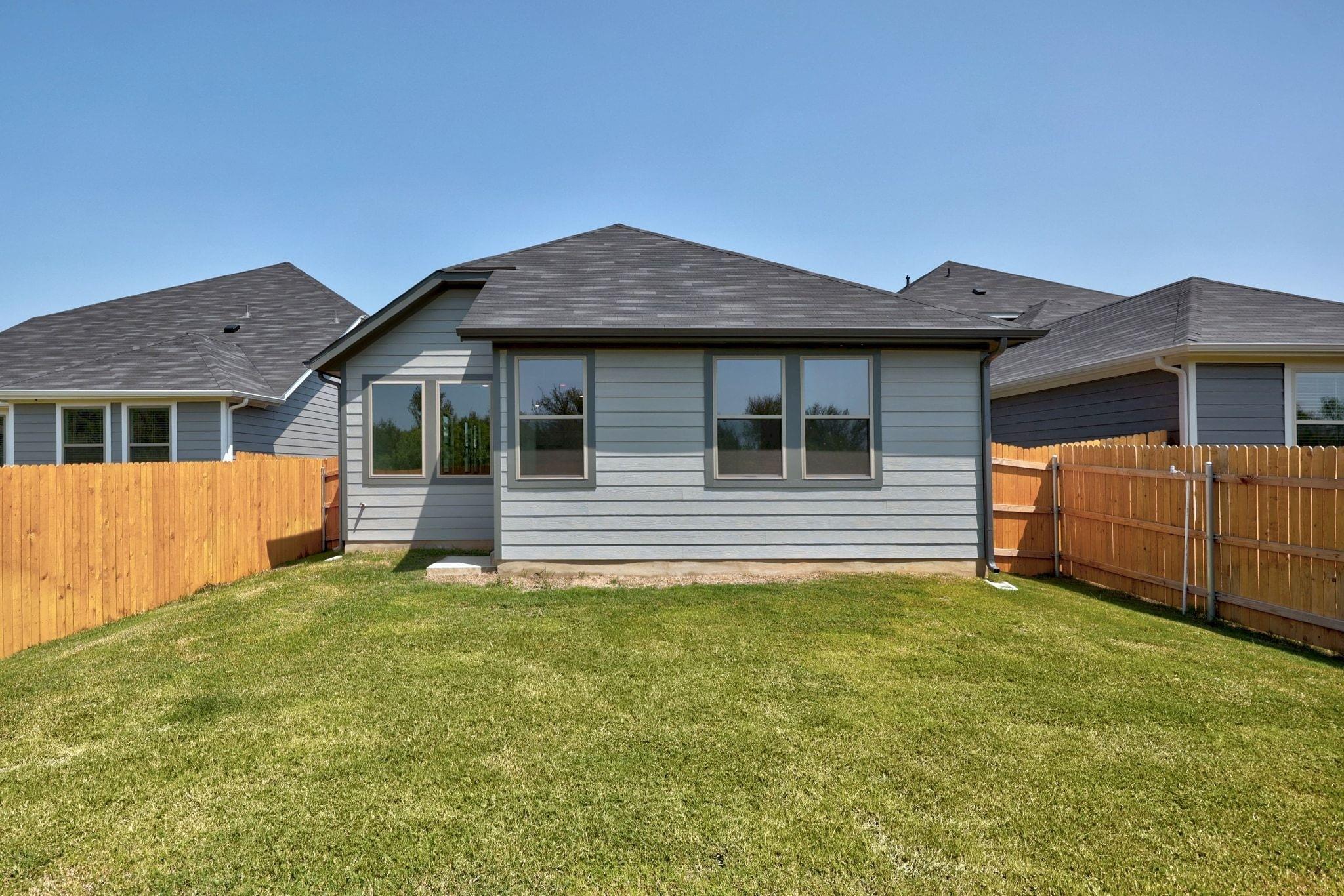 278 Bendecido Loop, Elgin, TX 78621