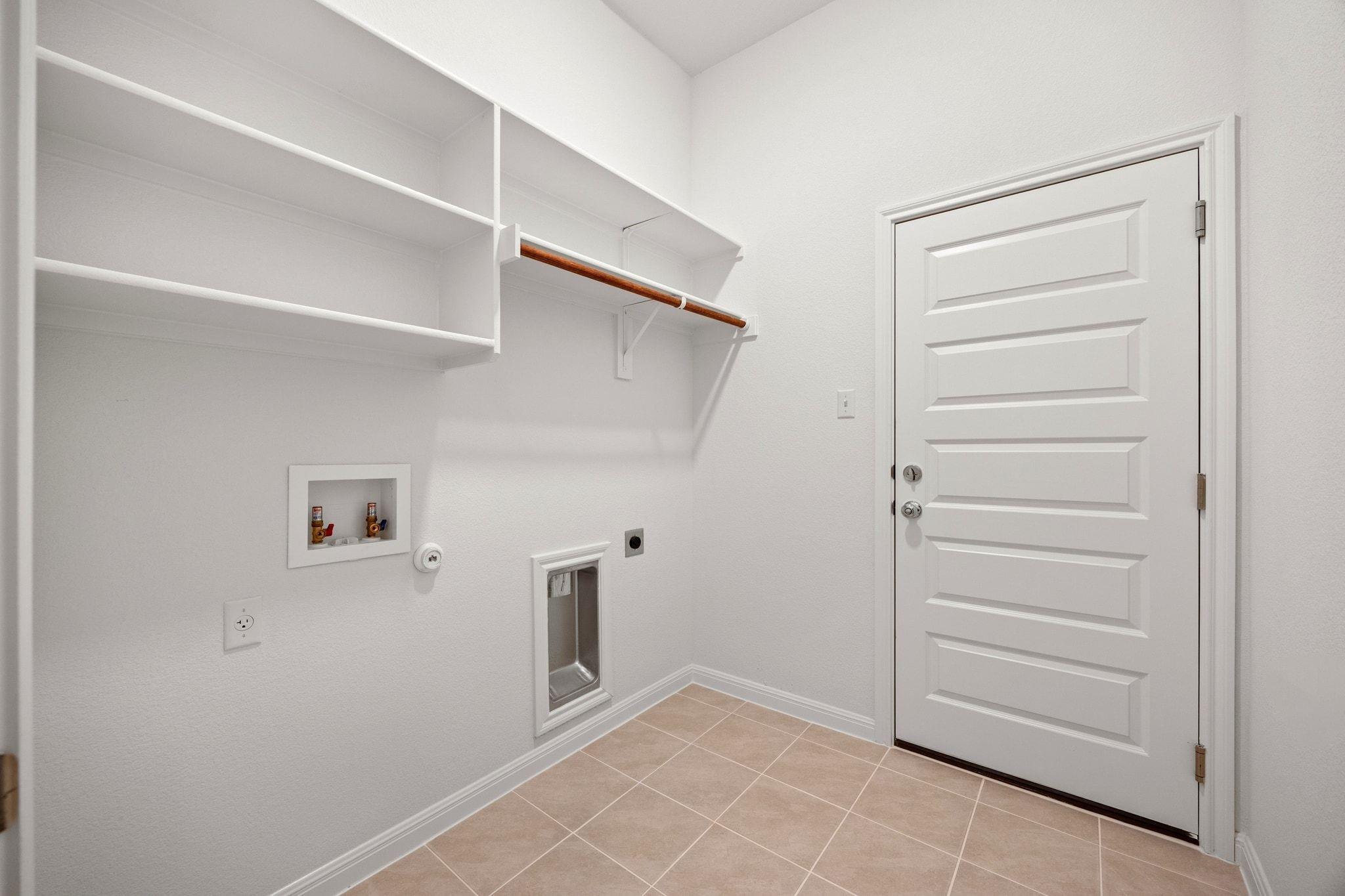 278 Bendecido Loop, Elgin, TX 78621