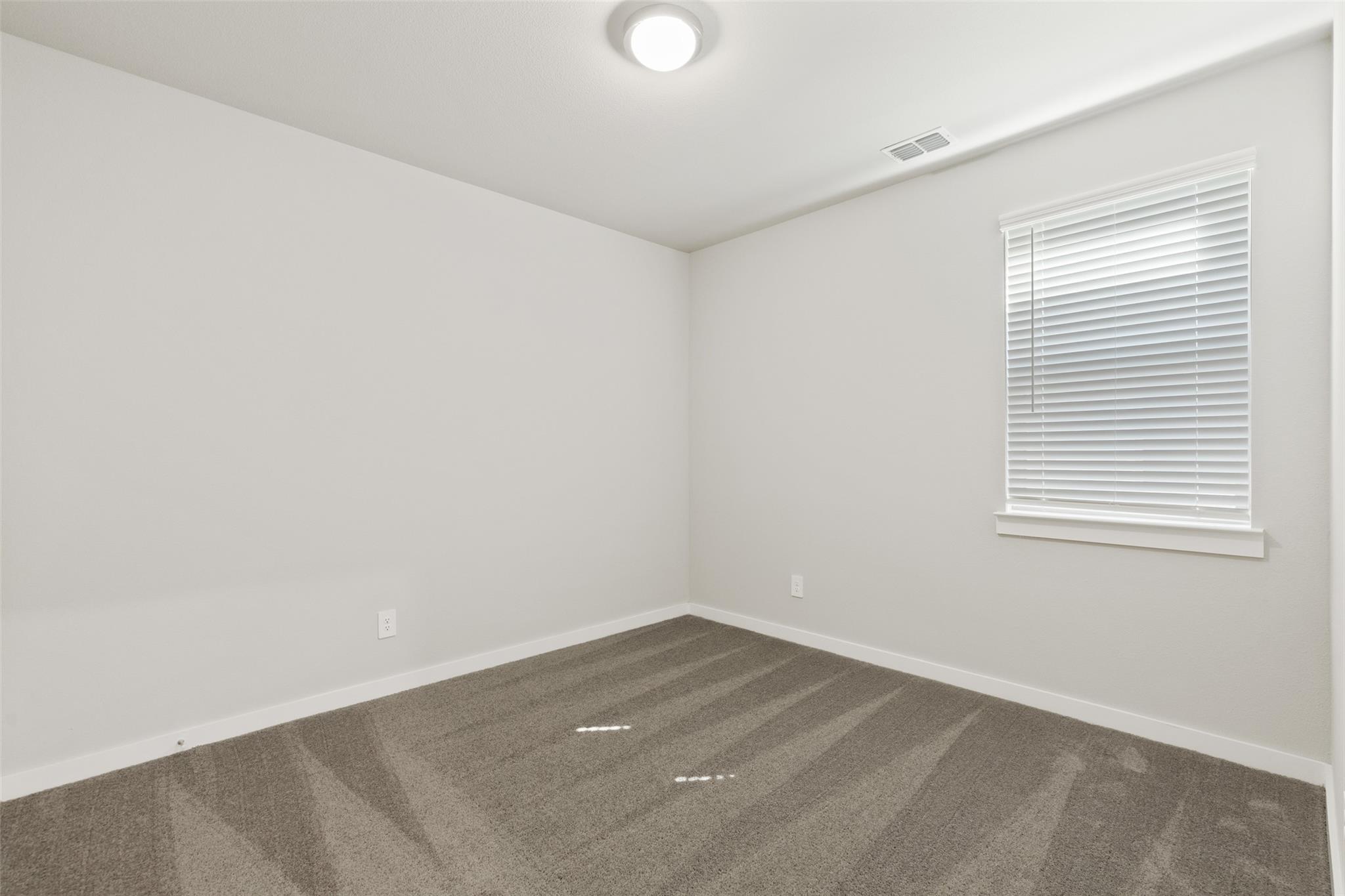 288 Bendecido Loop, Elgin, TX 78621