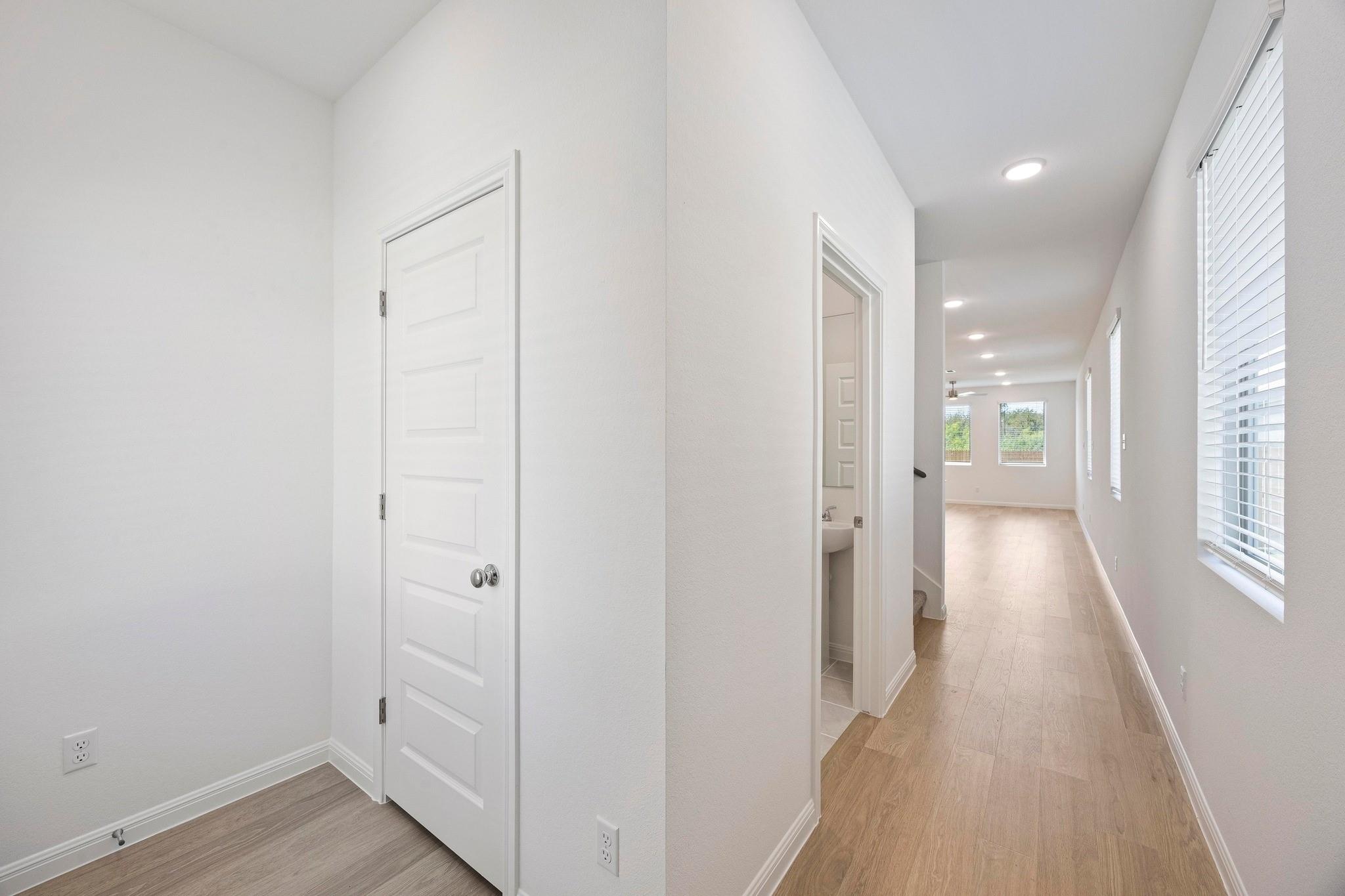 282 Bendecido Loop, Elgin, TX 78621