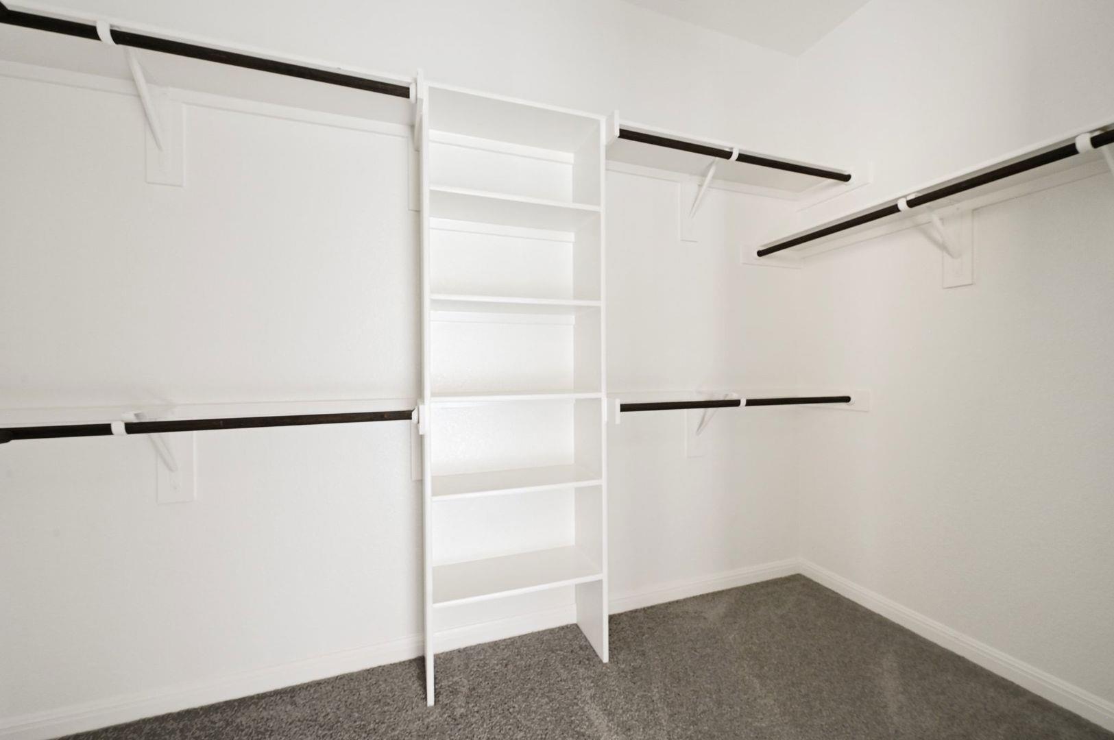 294 Bendecido Loop, Elgin, TX 78621