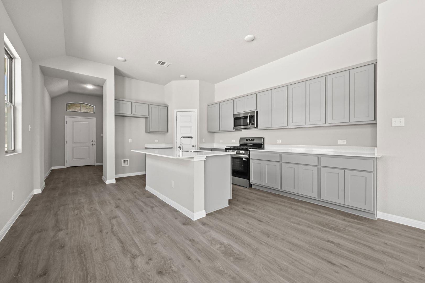 294 Bendecido Loop, Elgin, TX 78621