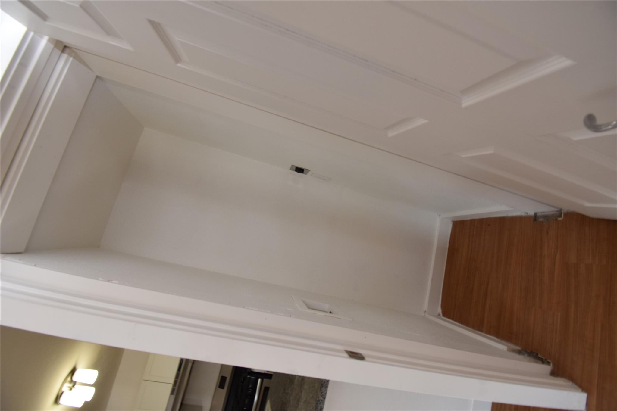 300 E Croslin St # 114, Austin, TX 78752