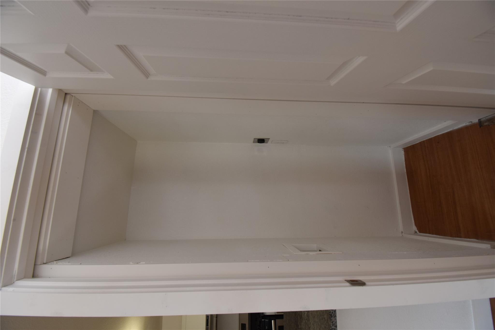 300 E Croslin St # 114, Austin, TX 78752