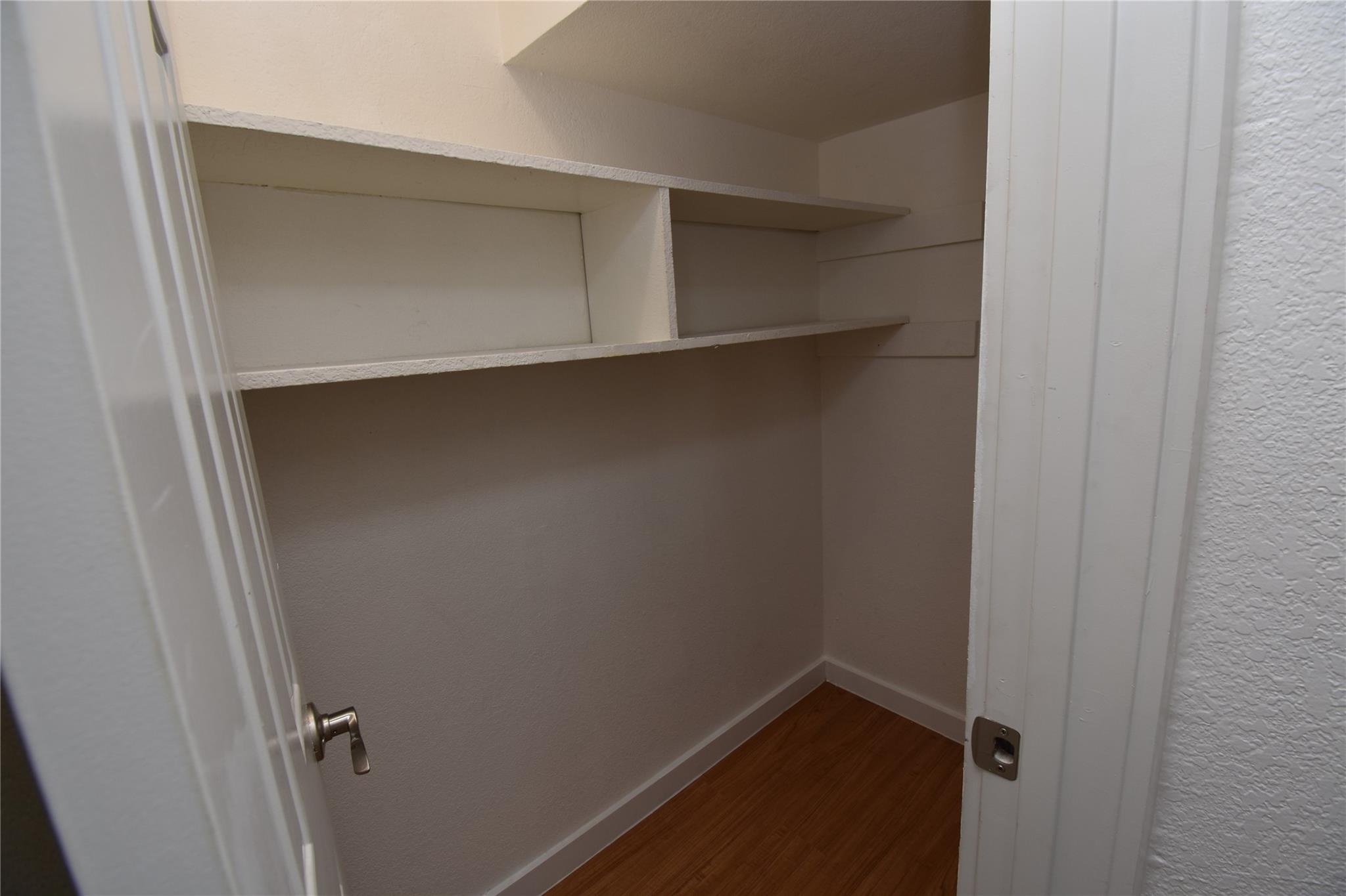 300 E Croslin St # 114, Austin, TX 78752