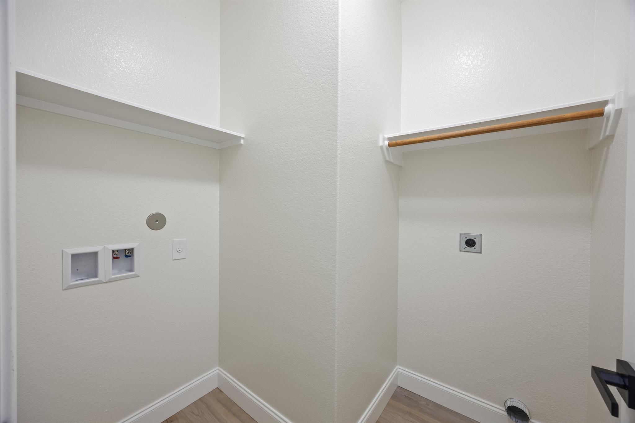 13221 Cabinet Dr, Manor, TX 78653