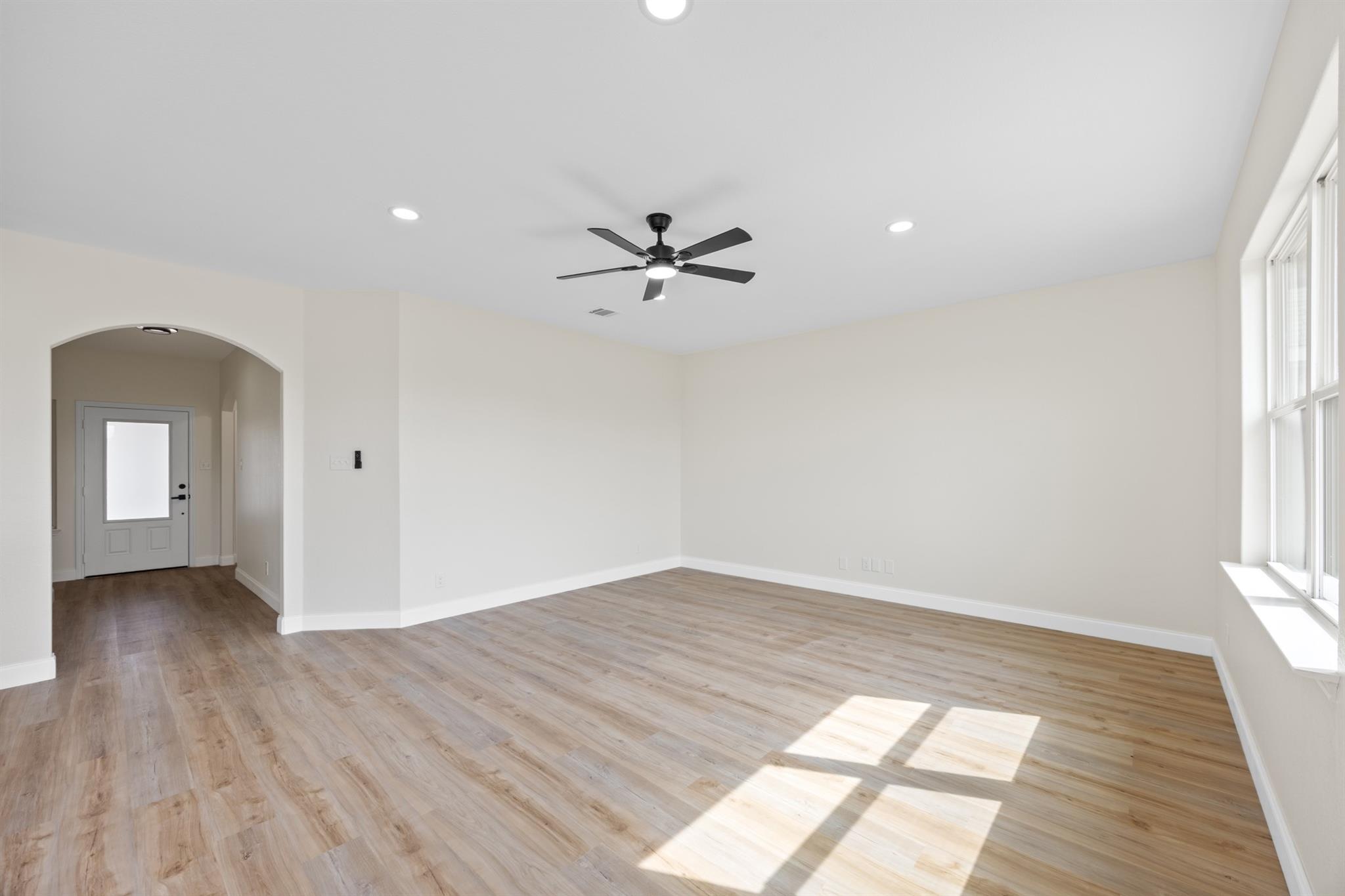 13221 Cabinet Dr, Manor, TX 78653