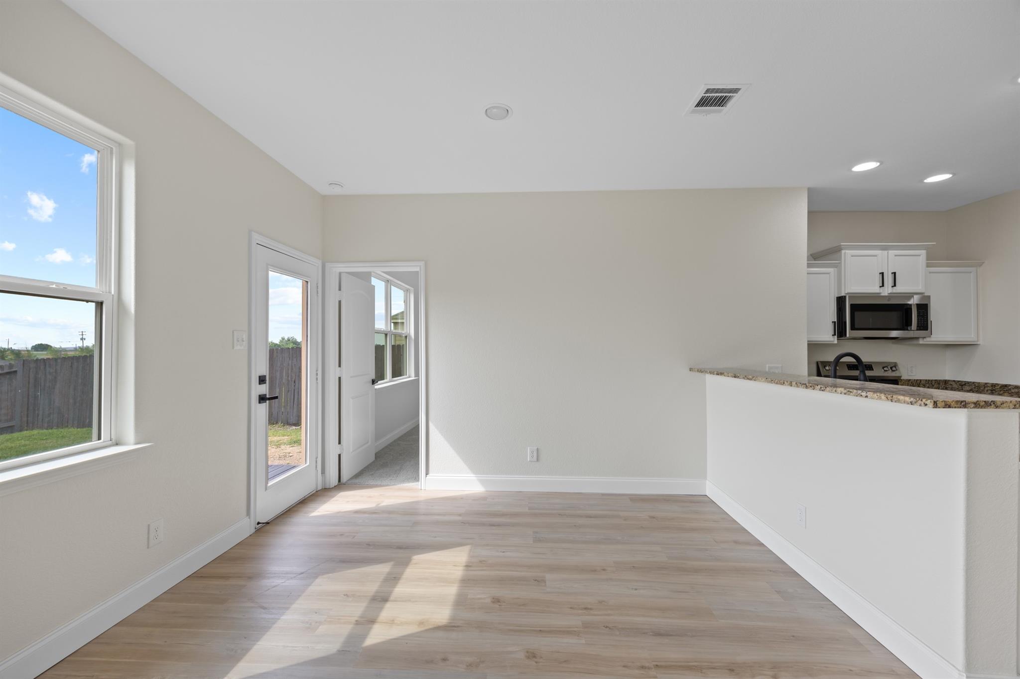 13221 Cabinet Dr, Manor, TX 78653