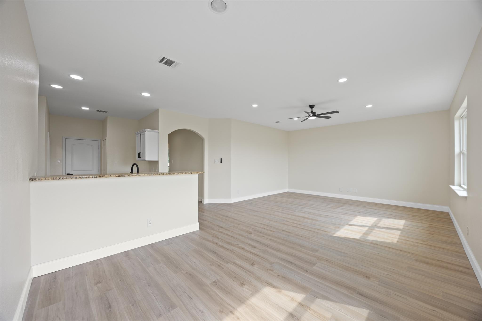 13221 Cabinet Dr, Manor, TX 78653