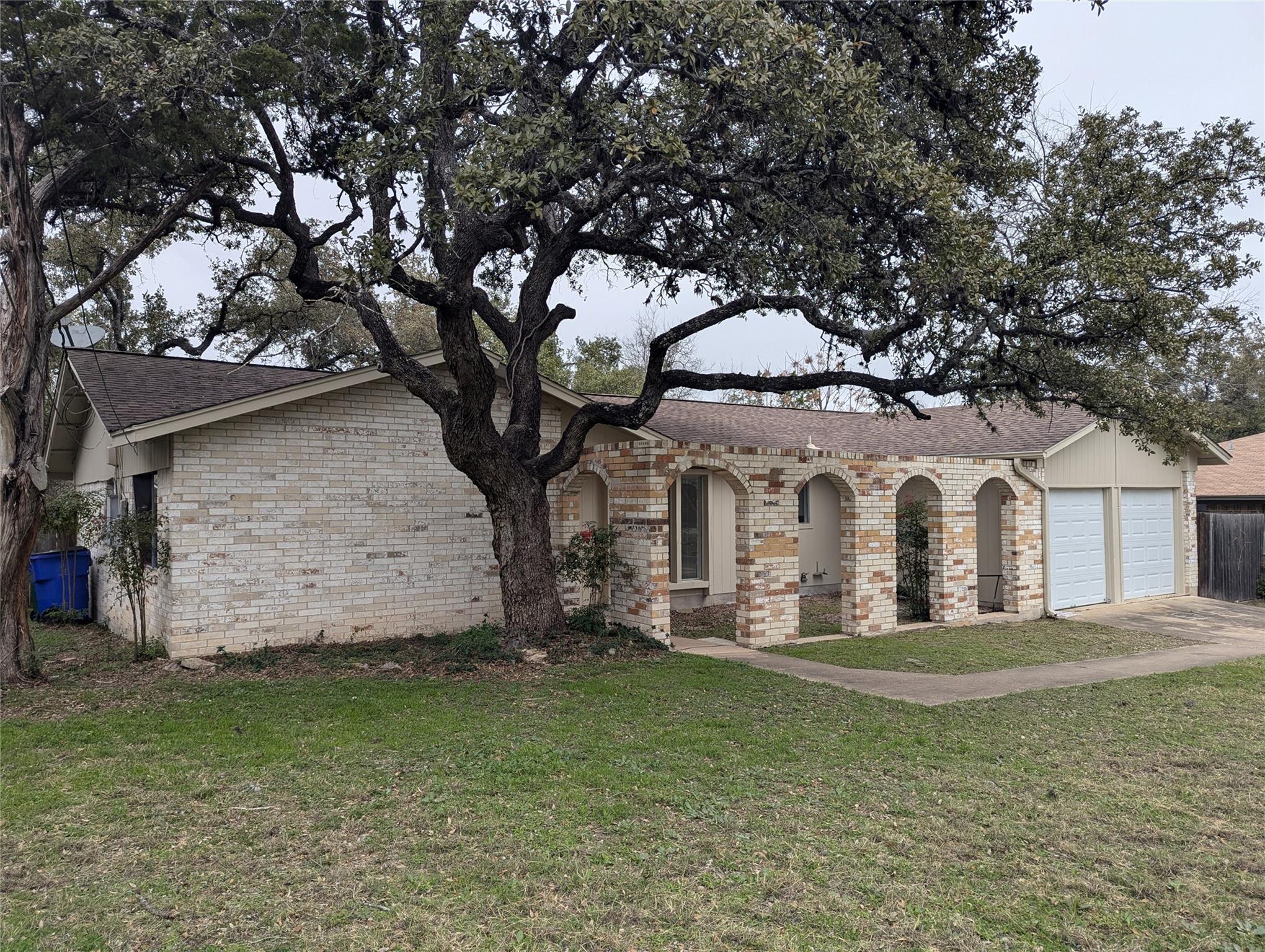 907 S Riviera Cir, Cedar Park, TX 78613