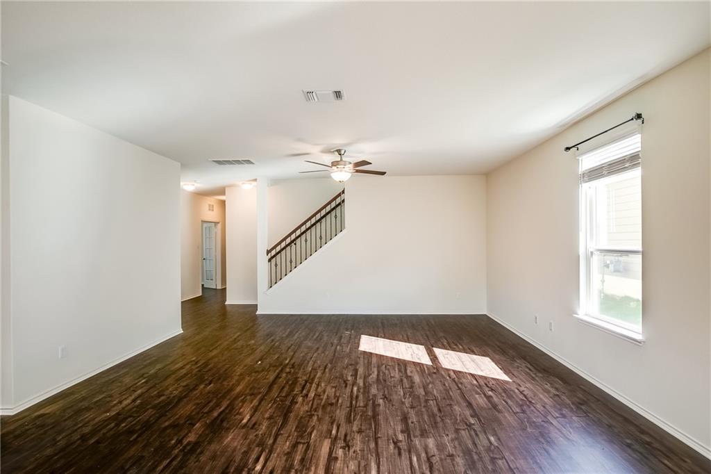 253 Beechnut Dr, Buda, TX 78610