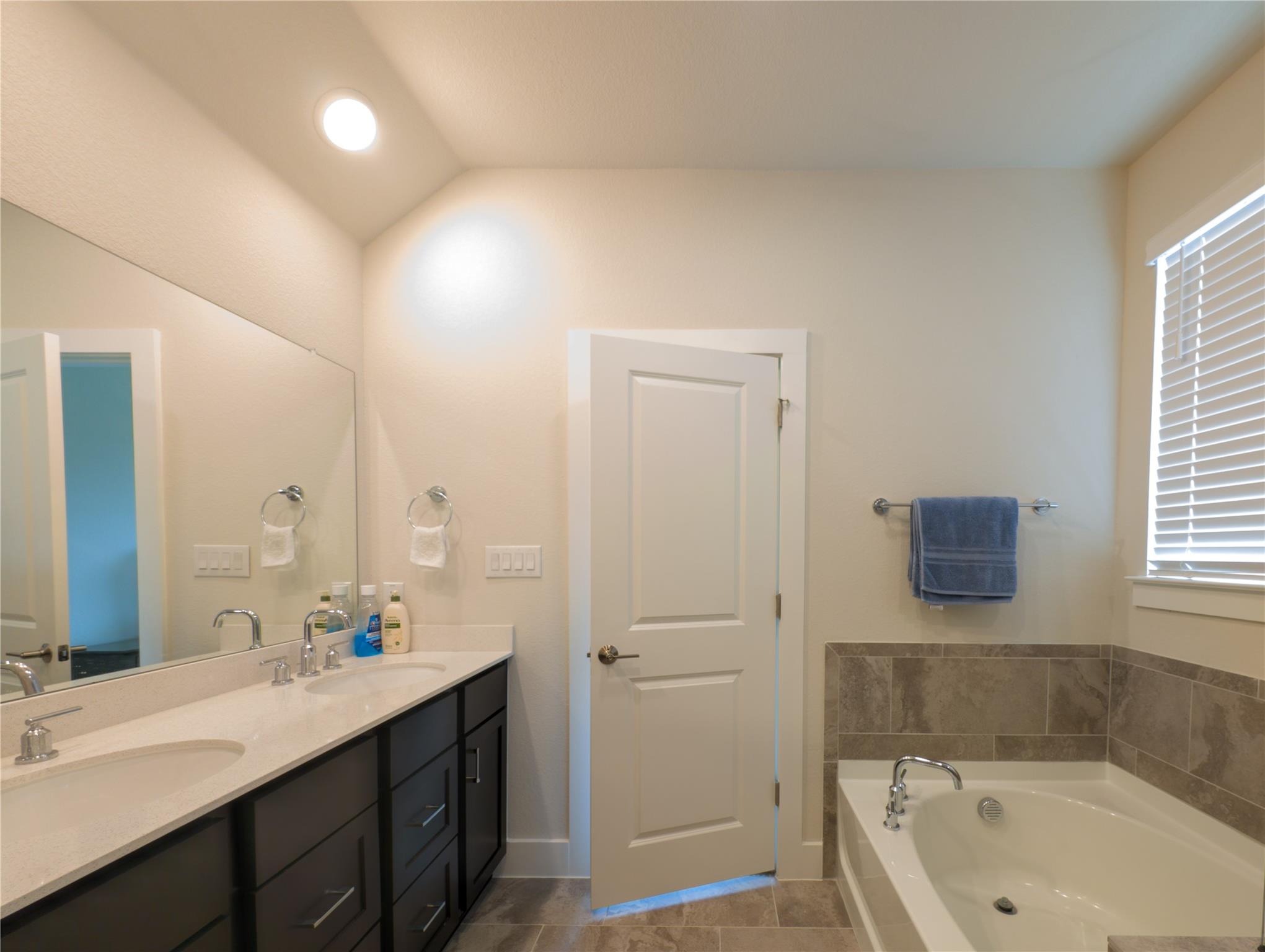 2013 Purple Martin Dr, Pflugerville, TX 78660