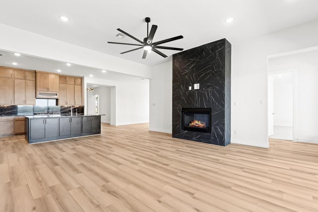 2677 Pale Branch Dr, Leander, TX 78641