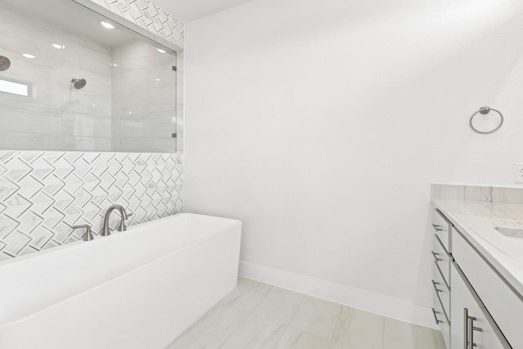 2677 Pale Branch Dr, Leander, TX 78641