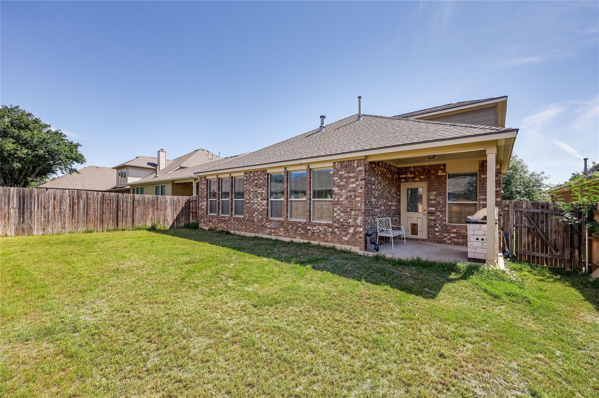 2017 Granite Springs Rd, Leander, TX 78641