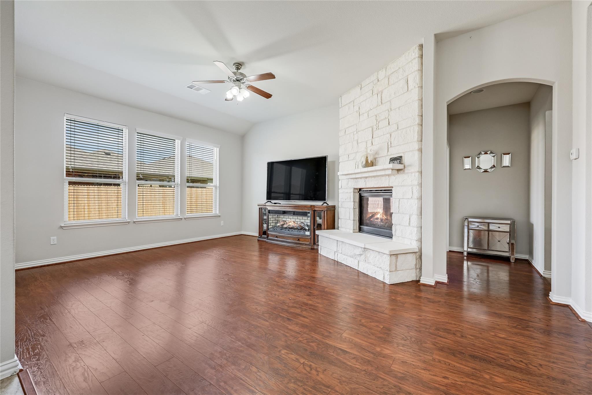 2017 Granite Springs Rd, Leander, TX 78641