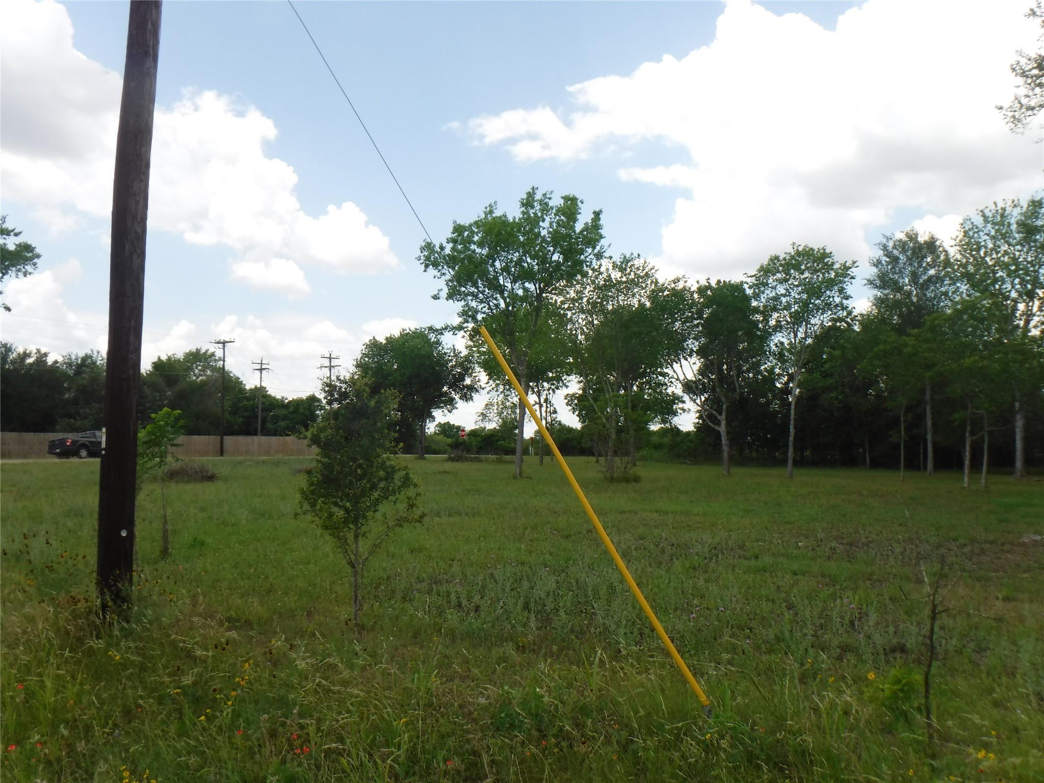 104 W Riverside Dr, Bastrop, TX 78602