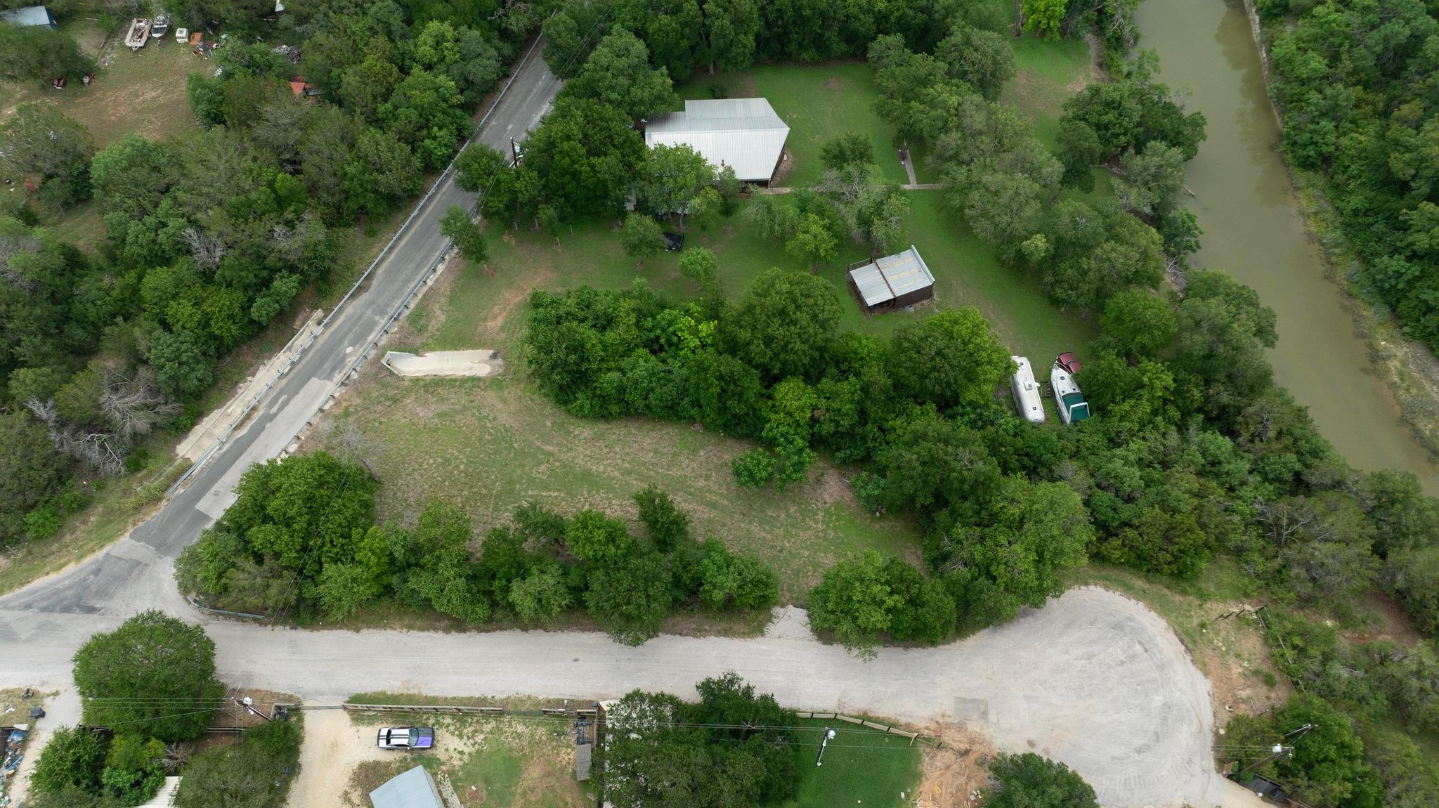 101 River Rd, Liberty Hill, TX 78642